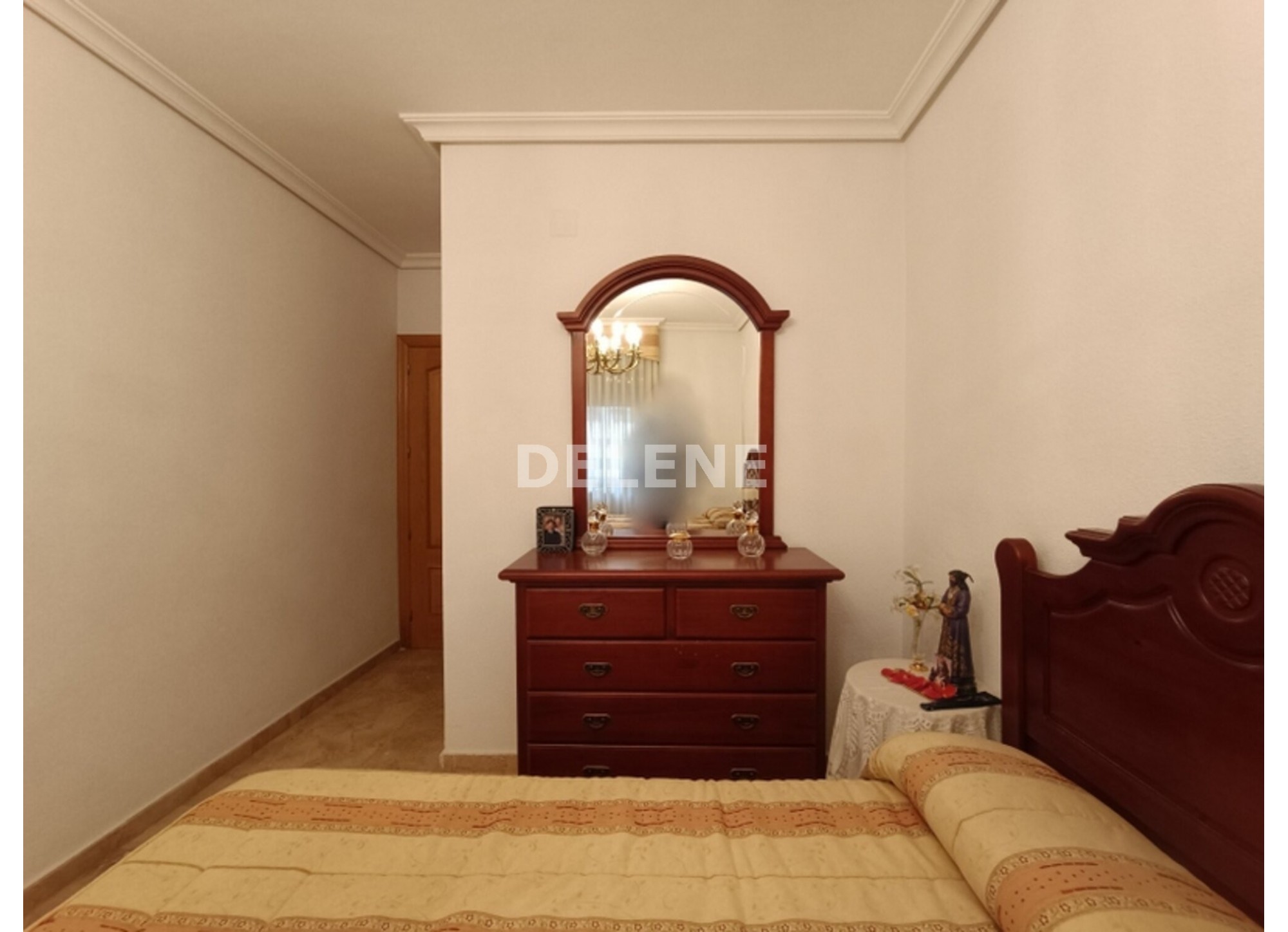 2894 PISO CON BALCÓN Y GARAJE, ZONA GRAN VÍA