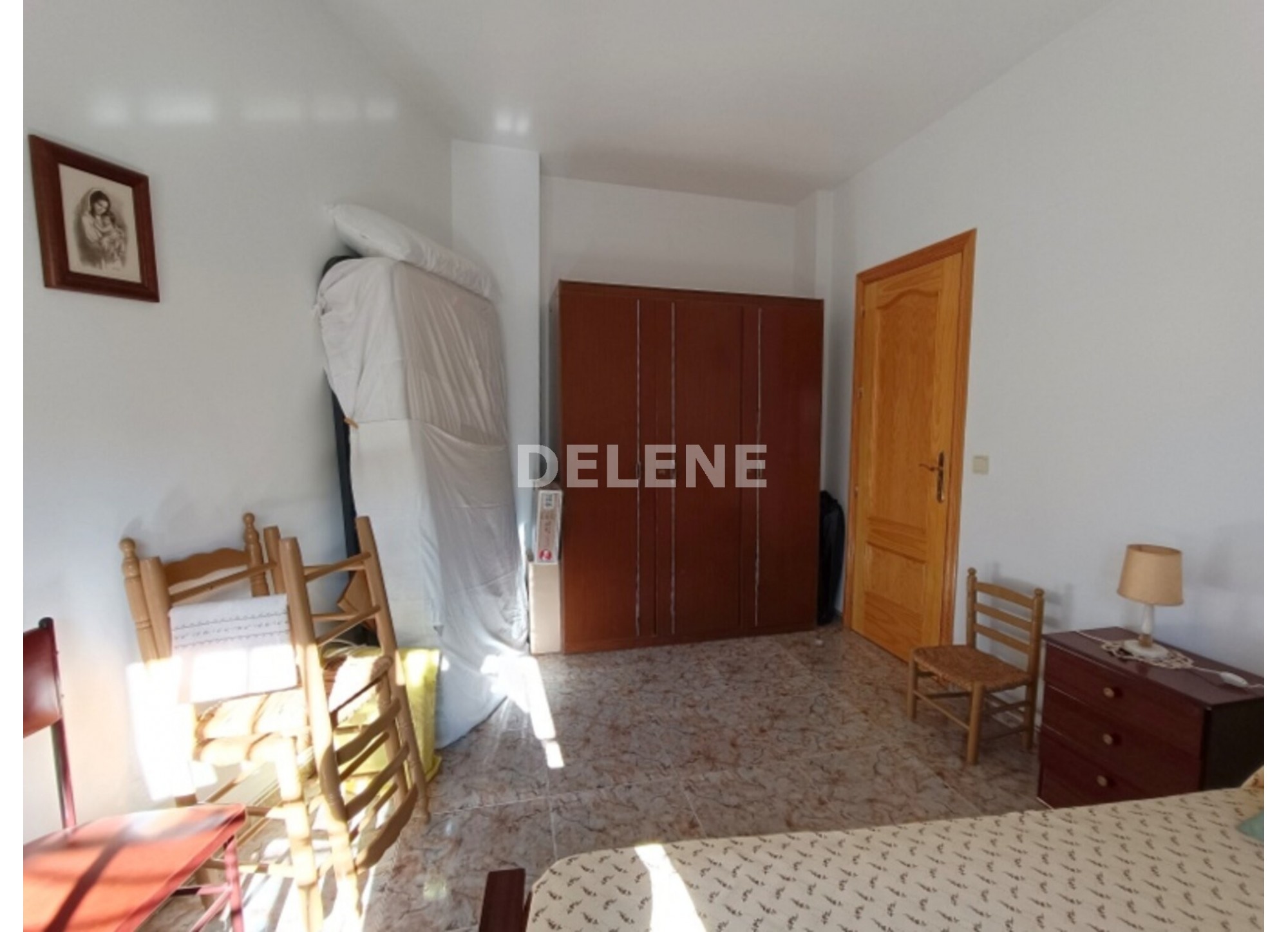 2896 CASA CON COCHERA, PATIO Y TRASTERO, TOBARRA