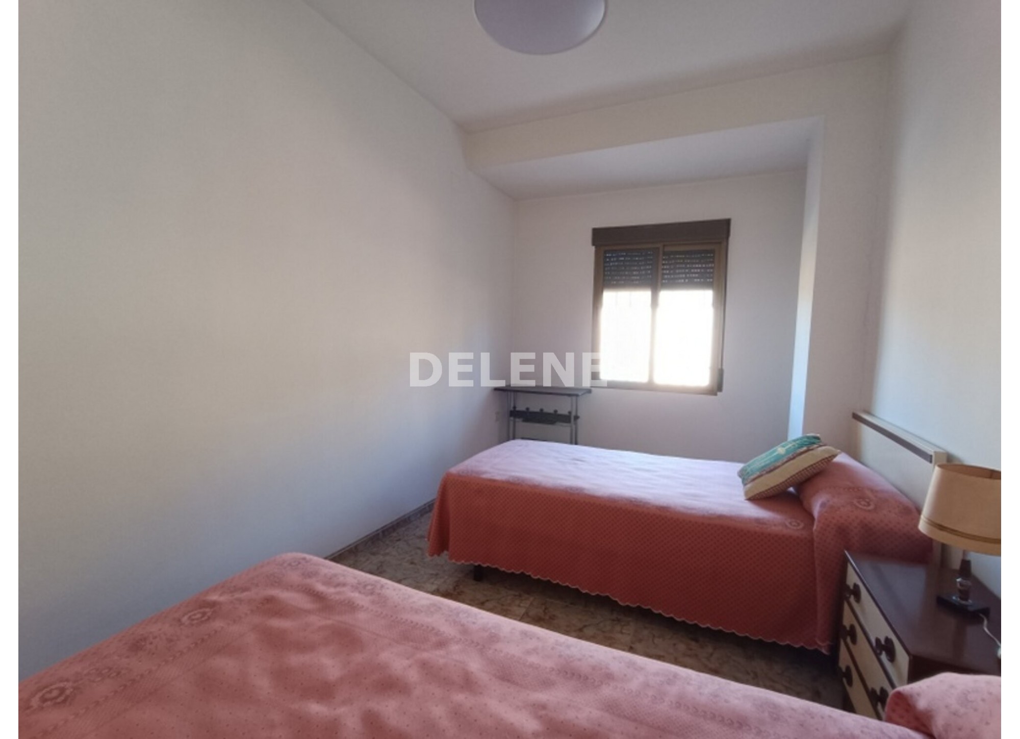 2896 CASA CON COCHERA, PATIO Y TRASTERO, TOBARRA