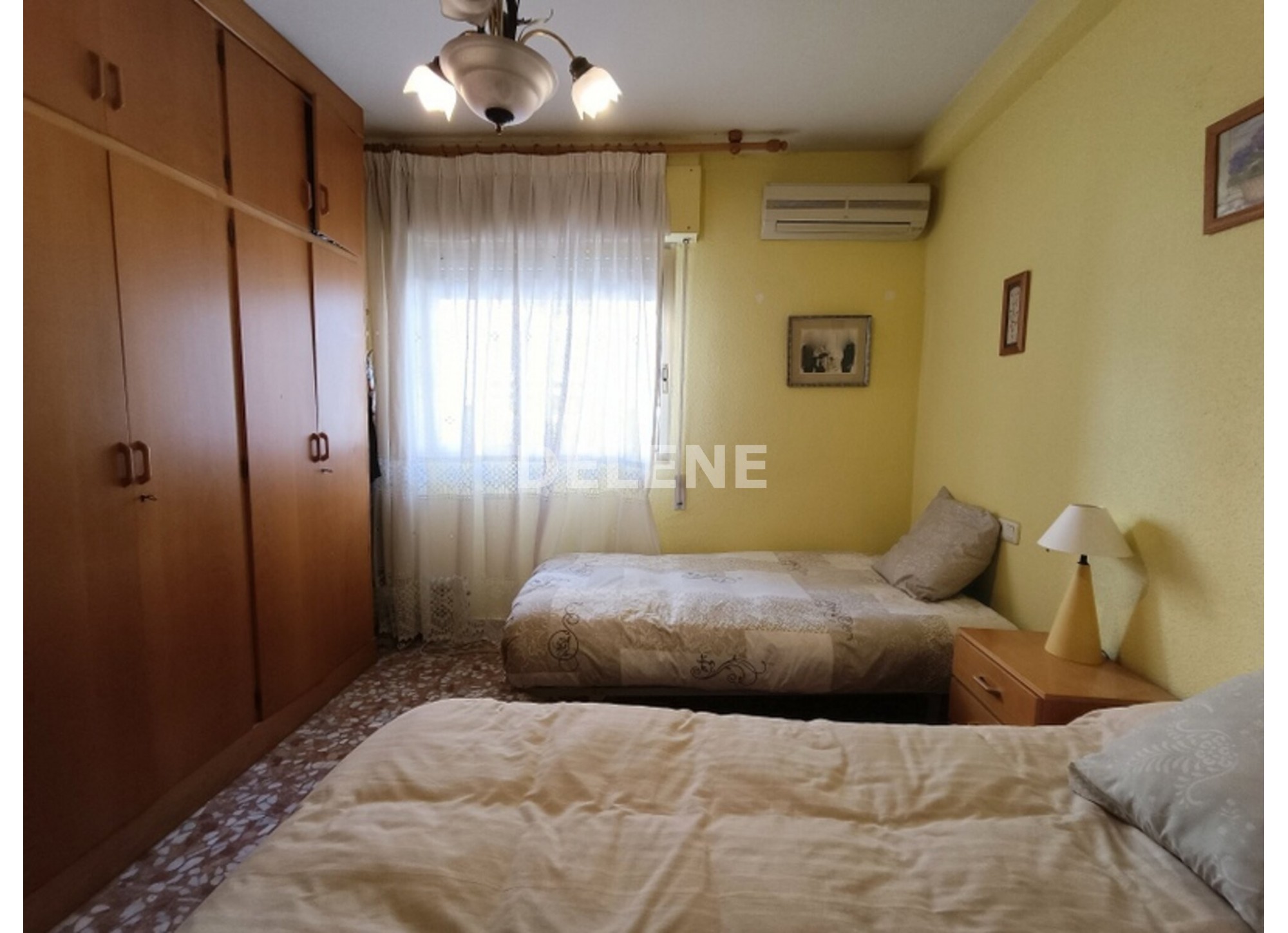 2898 PISO CON BALCÓN Y TRASTERO, ZONA CRUZ DE LOS CAIDOS