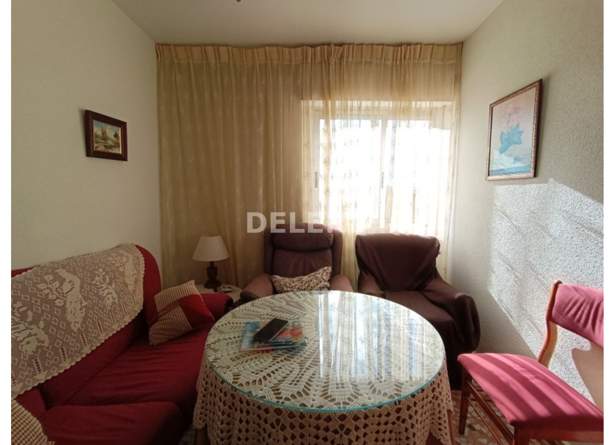 2898 PISO CON BALCÓN Y TRASTERO, ZONA CRUZ DE LOS CAIDOS