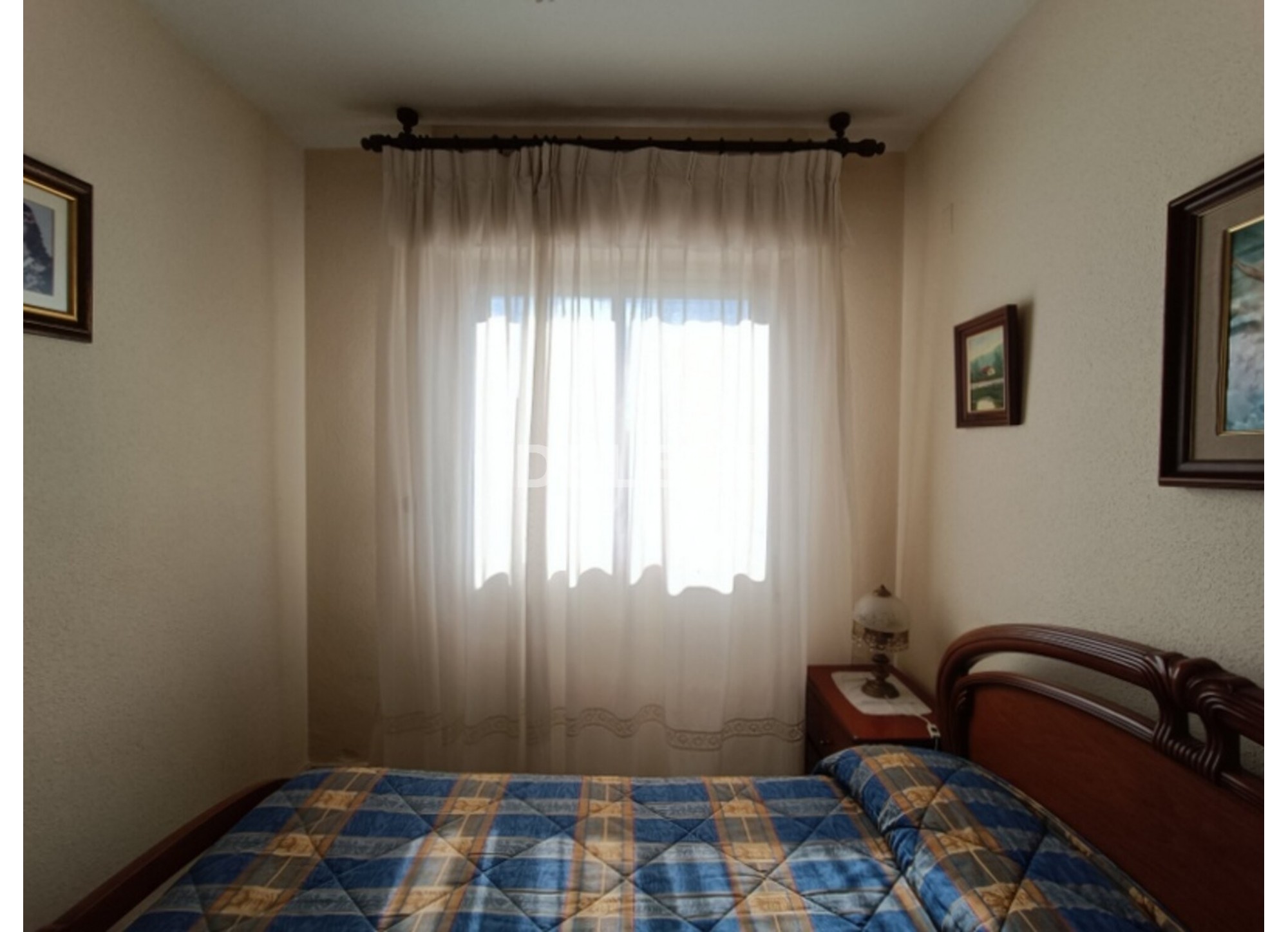 2898 PISO CON BALCÓN Y TRASTERO, ZONA CRUZ DE LOS CAIDOS