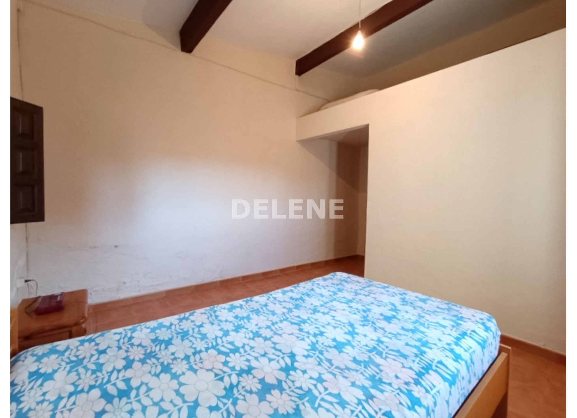 2863 CASA DE CAMPO CON TERRENO, ZONA CLUB DE TENIS