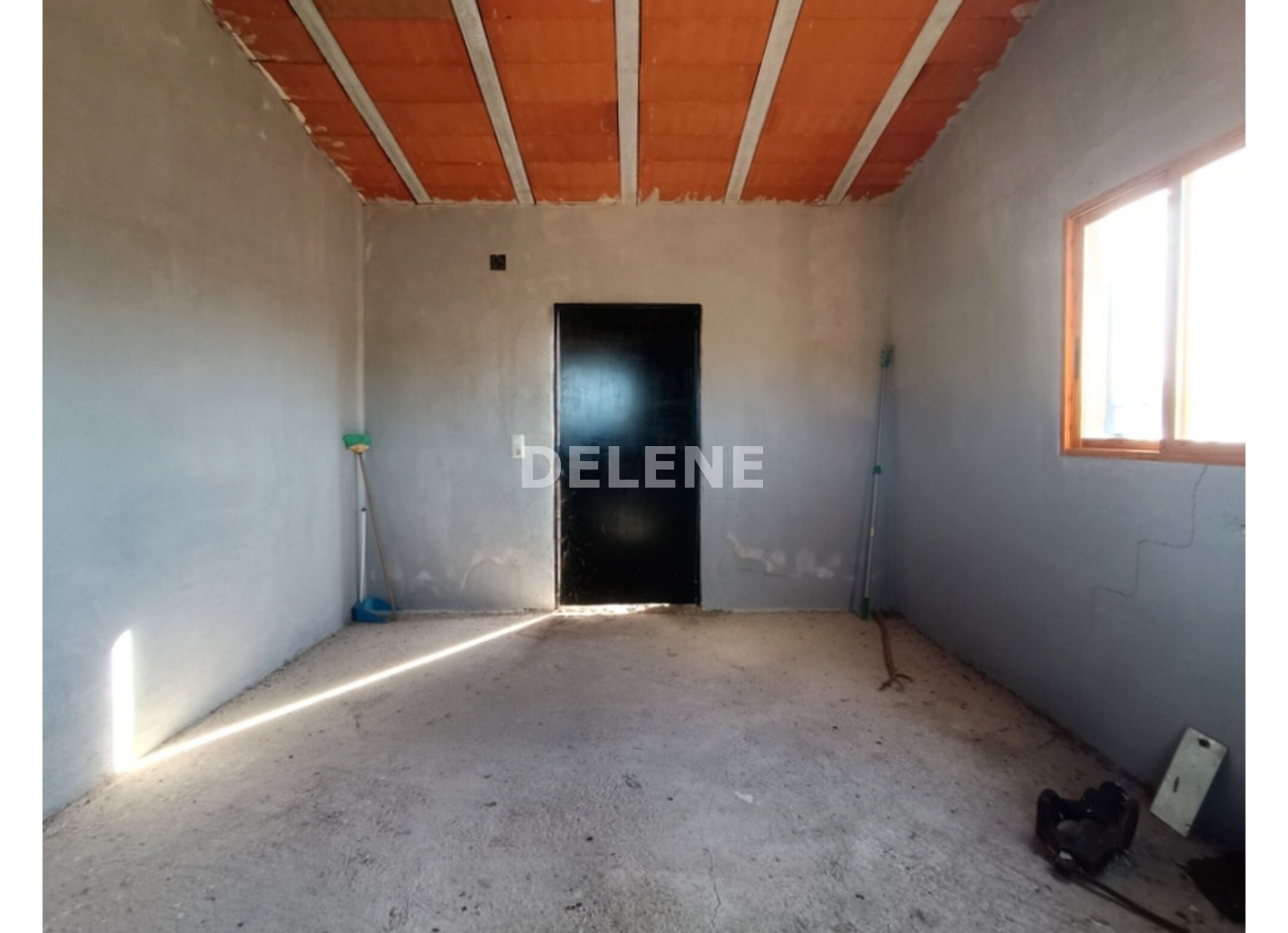 2863 CASA DE CAMPO CON TERRENO, ZONA CLUB DE TENIS