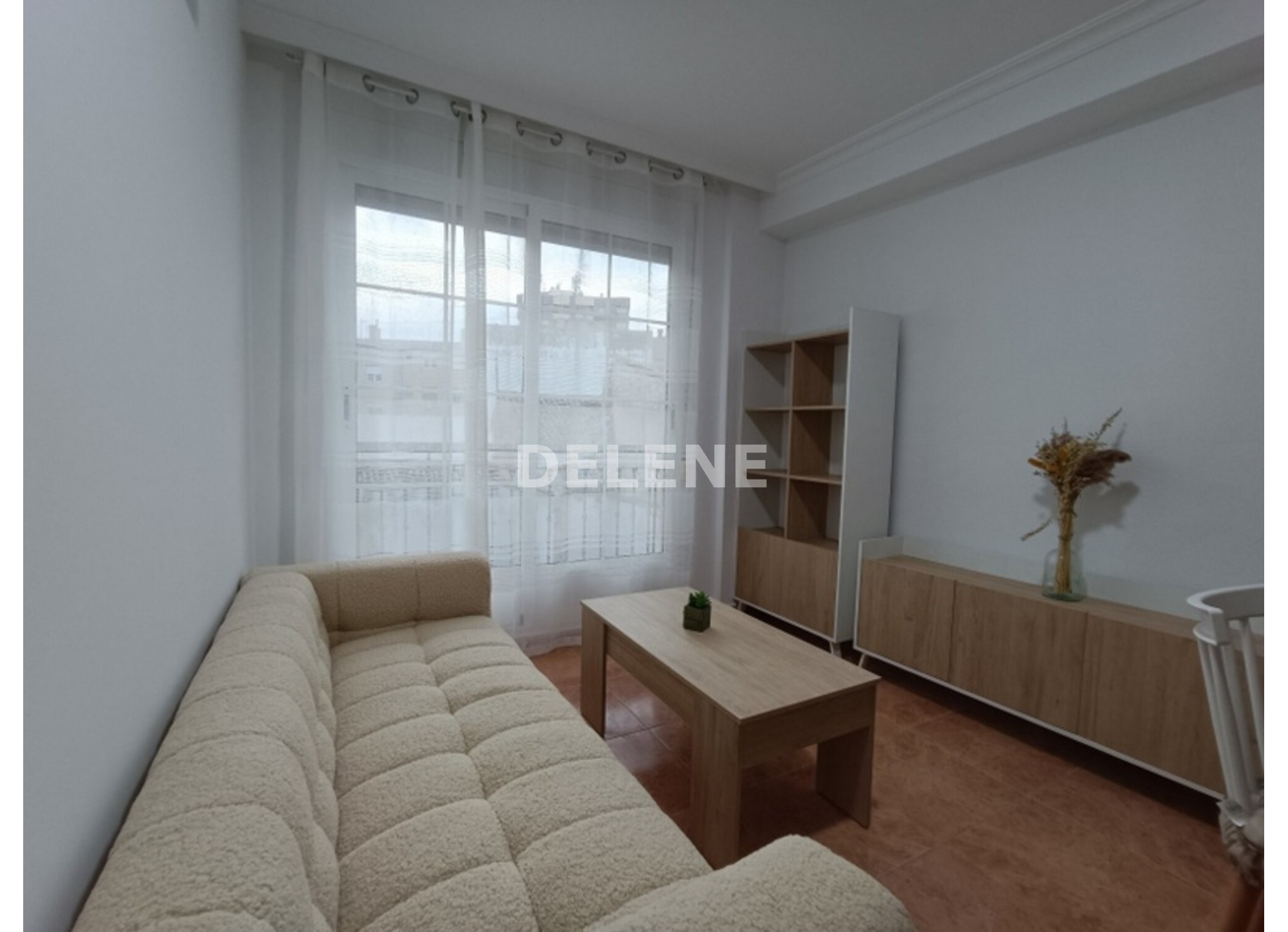 2900 PISO, ZONA PLAZA SANTA ANA