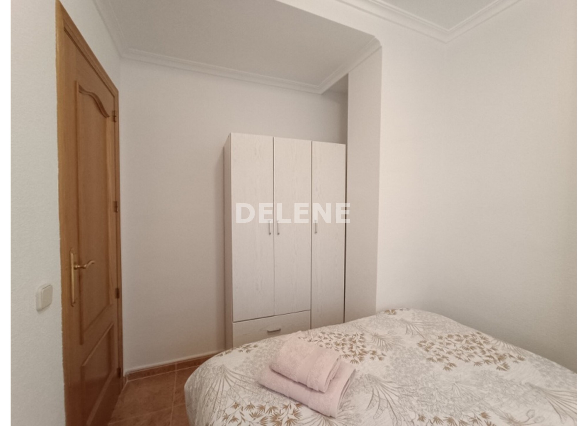 2900 PISO, ZONA PLAZA SANTA ANA