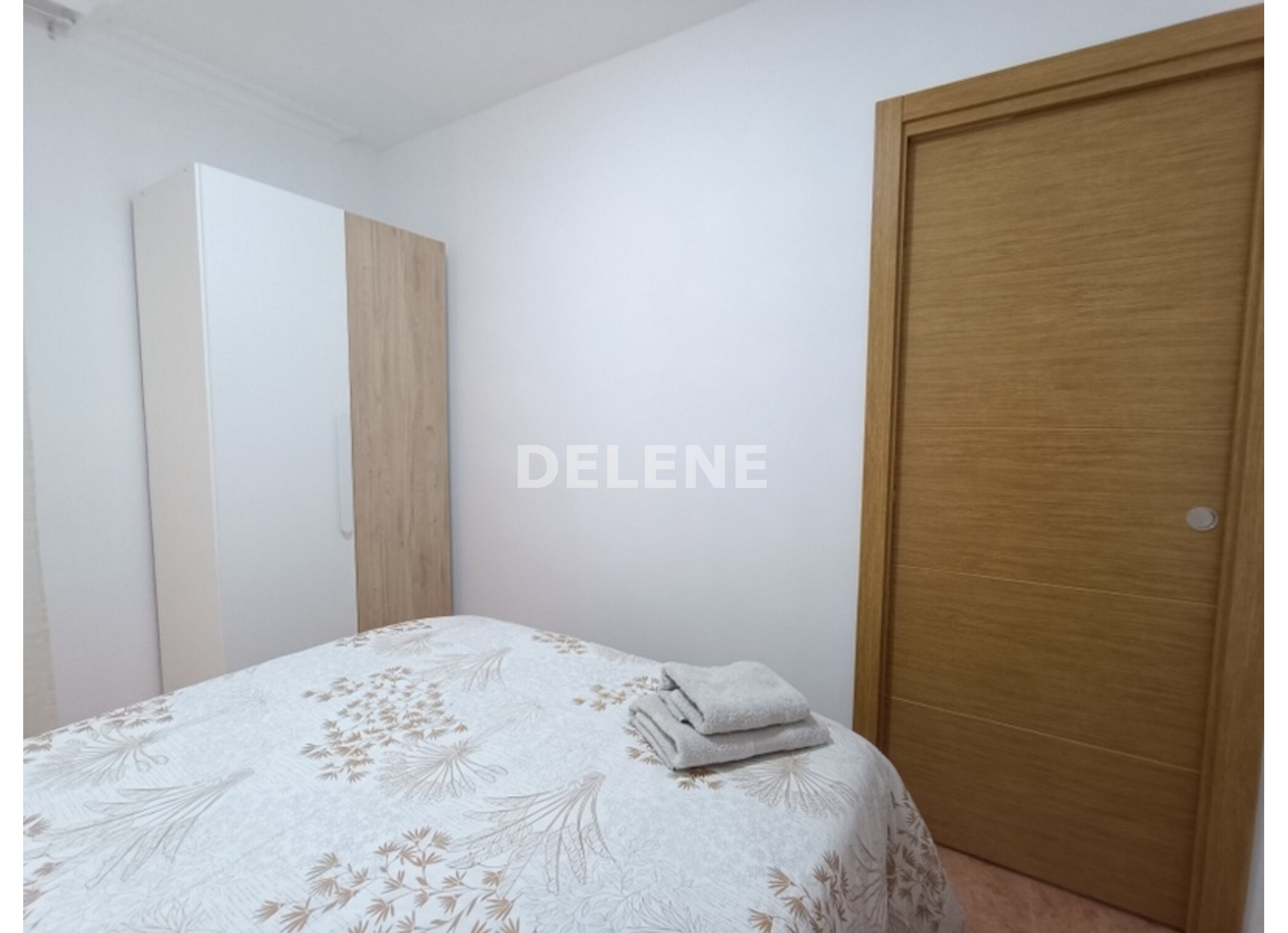 2900 PISO, ZONA PLAZA SANTA ANA