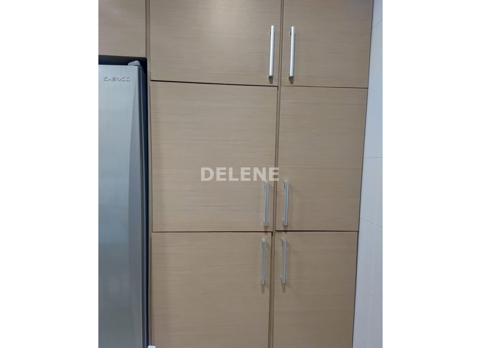 2901 PISO CON BALCÓN, ZONA PLAZA SANTA ANA