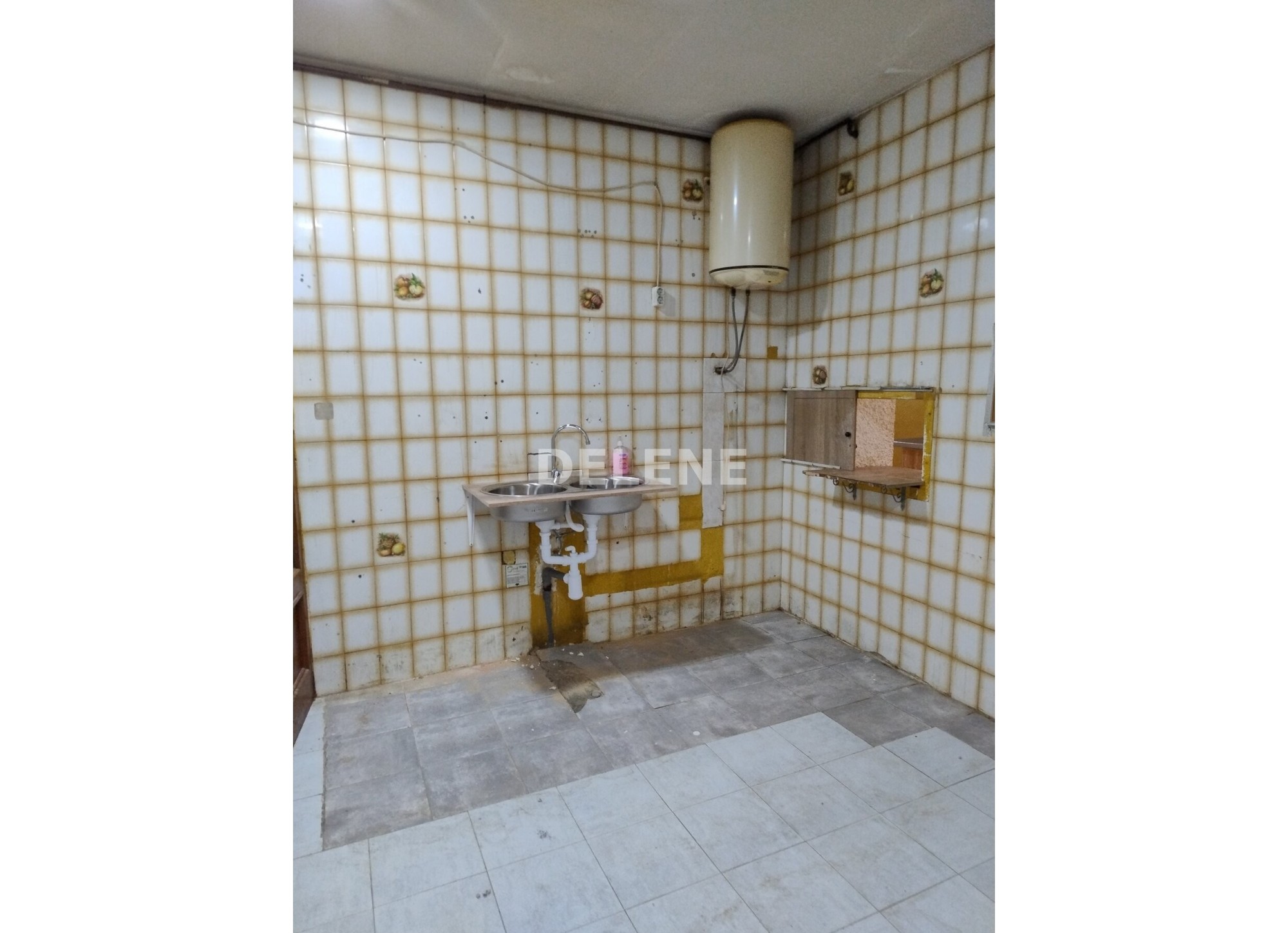 2903 LOCAL COMERCIAL, ZONA