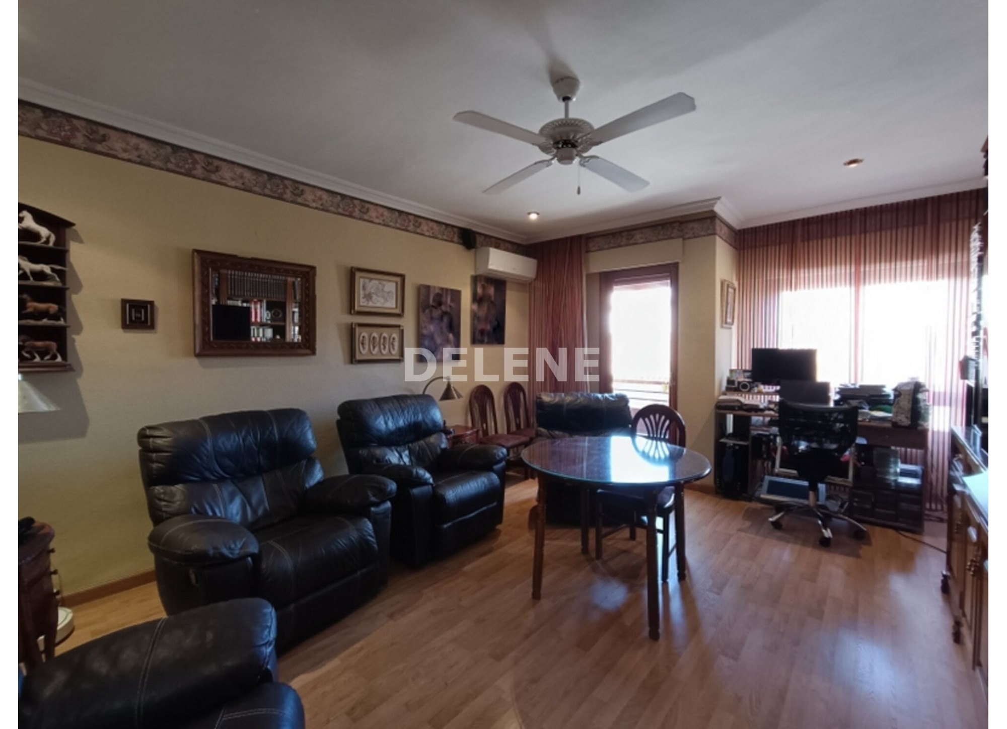 2904 PISO CON GARAJE Y TRASTERO, ZONA HACIENDA