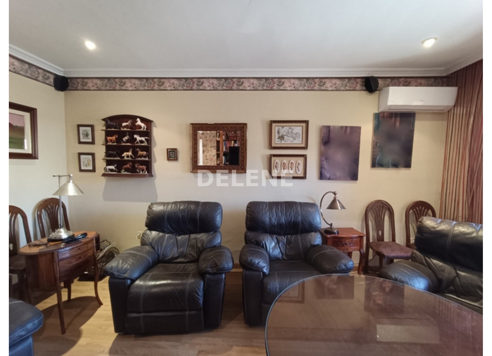 2904 PISO CON GARAJE Y TRASTERO, ZONA HACIENDA