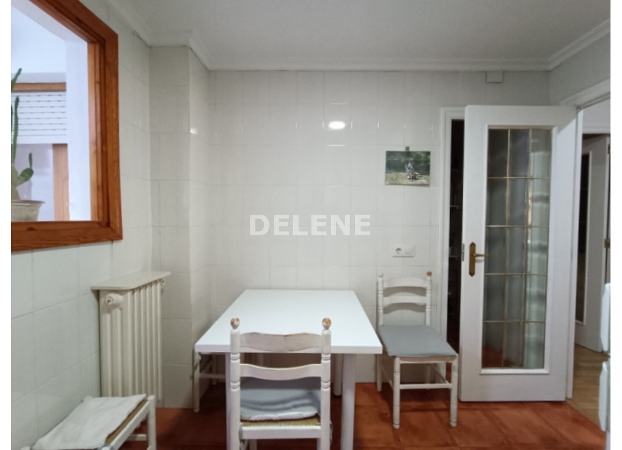 2904 PISO CON GARAJE Y TRASTERO, ZONA HACIENDA