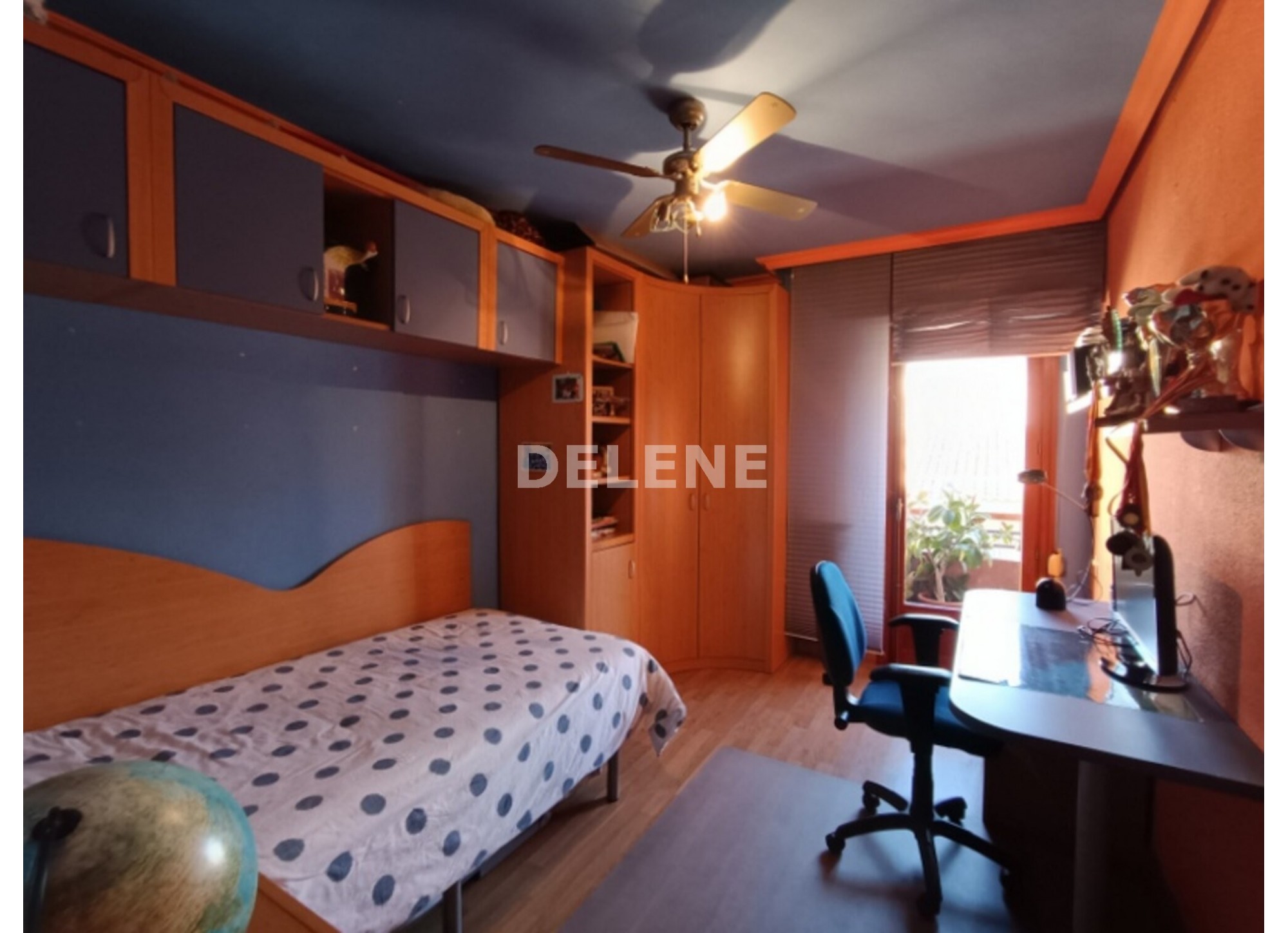 2904 PISO CON GARAJE Y TRASTERO, ZONA HACIENDA