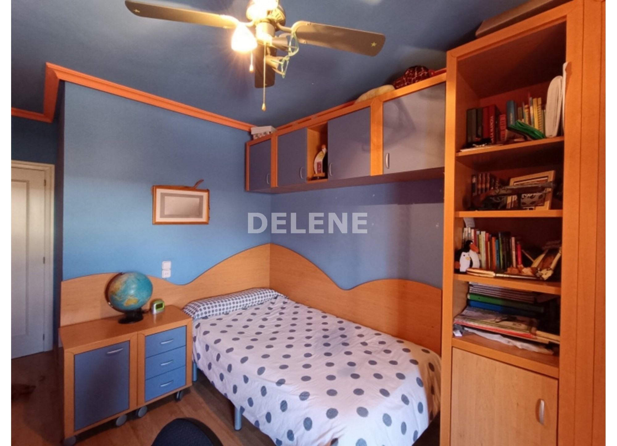 2904 PISO CON GARAJE Y TRASTERO, ZONA HACIENDA