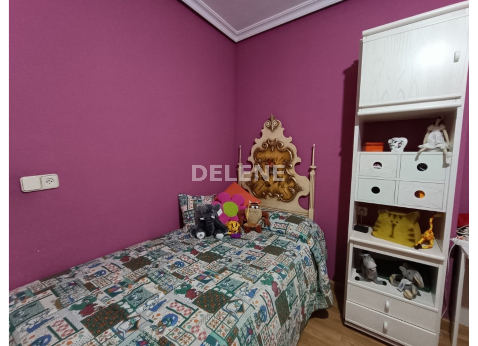 2904 PISO CON GARAJE Y TRASTERO, ZONA HACIENDA