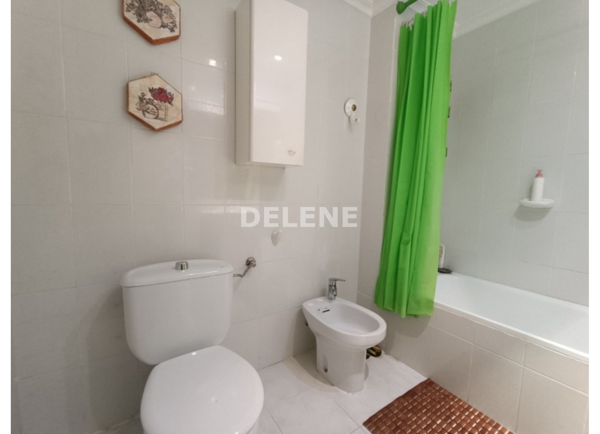 2904 PISO CON GARAJE Y TRASTERO, ZONA HACIENDA