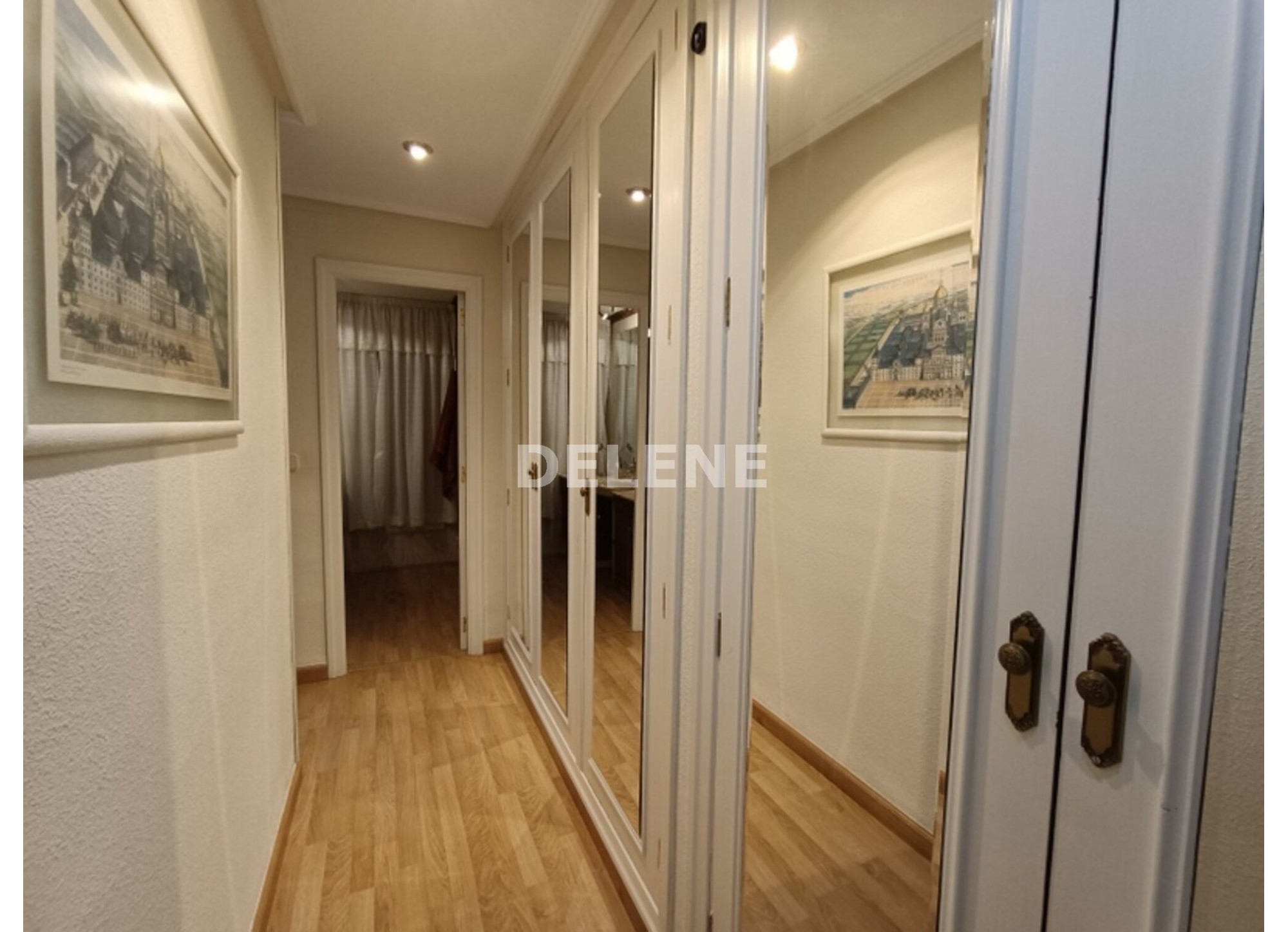 2904 PISO CON GARAJE Y TRASTERO, ZONA HACIENDA