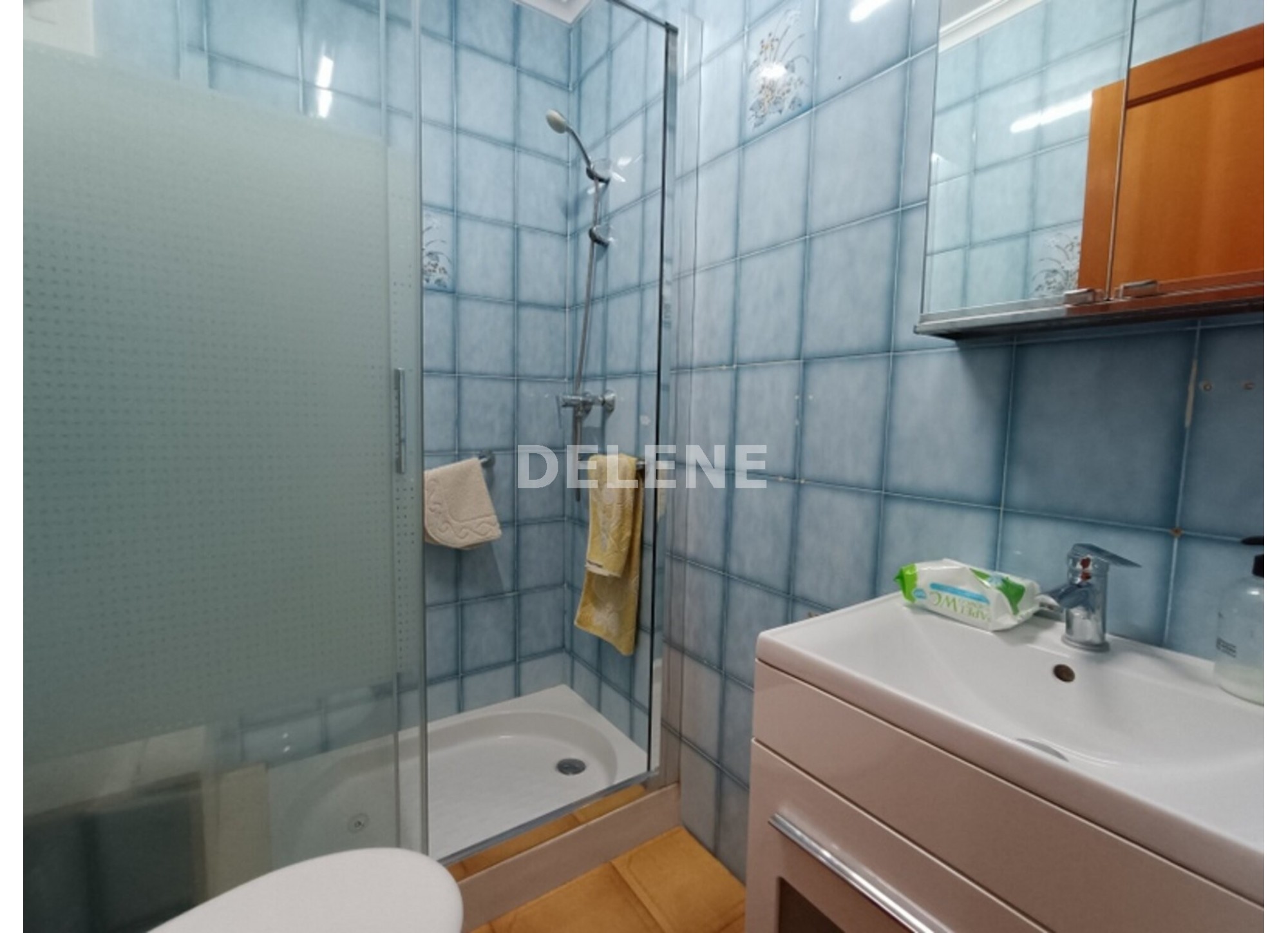 2905 PISO CON BALCÓN, ZONA CRUZ DE LOS CAÍDOS