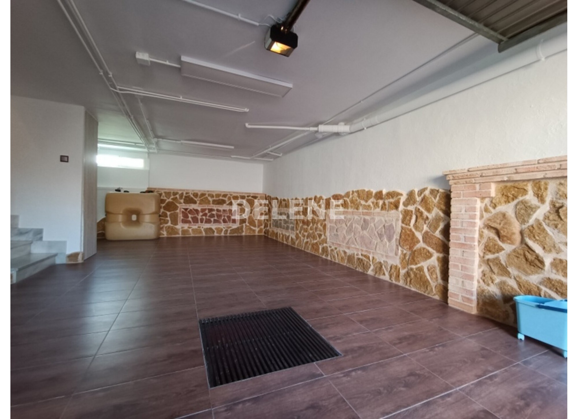 2907 CHALET ADOSAD, ISSO