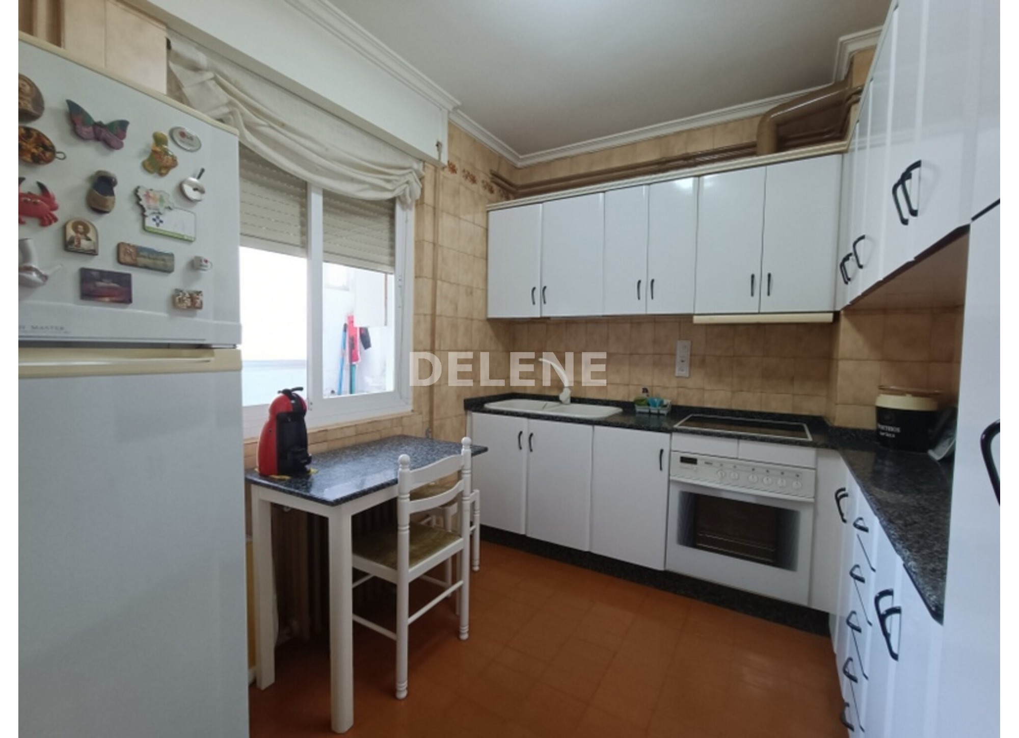 2908 PISO CON GARAJE Y BALCÓN, ZONA GRAN VÍA