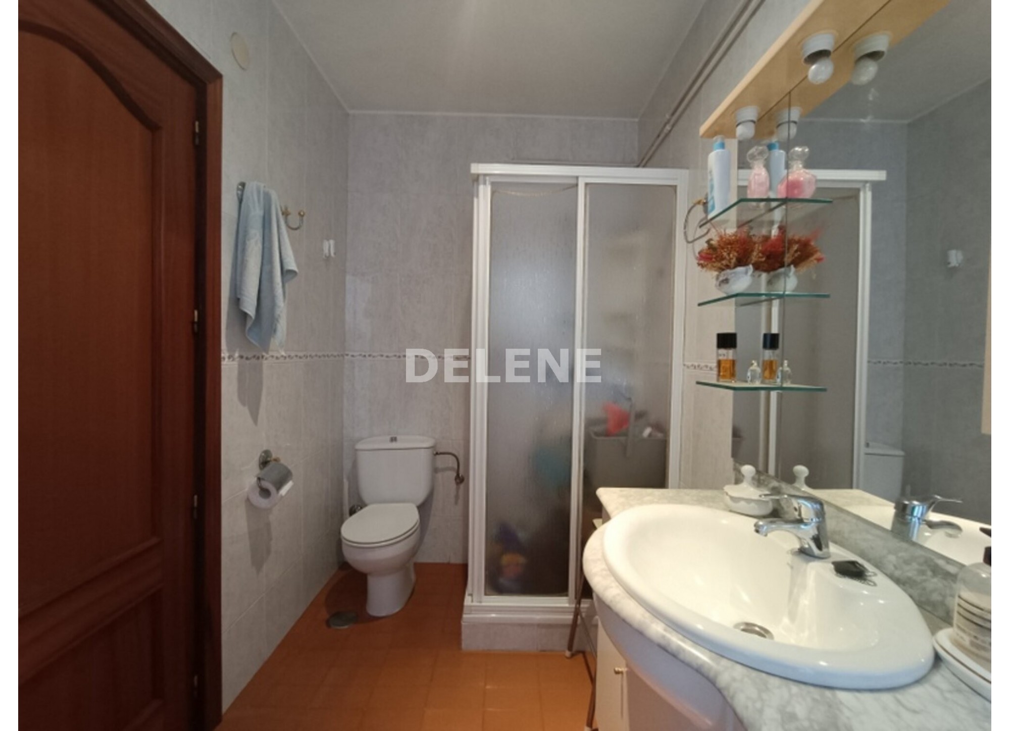 2908 PISO CON GARAJE Y BALCÓN, ZONA GRAN VÍA