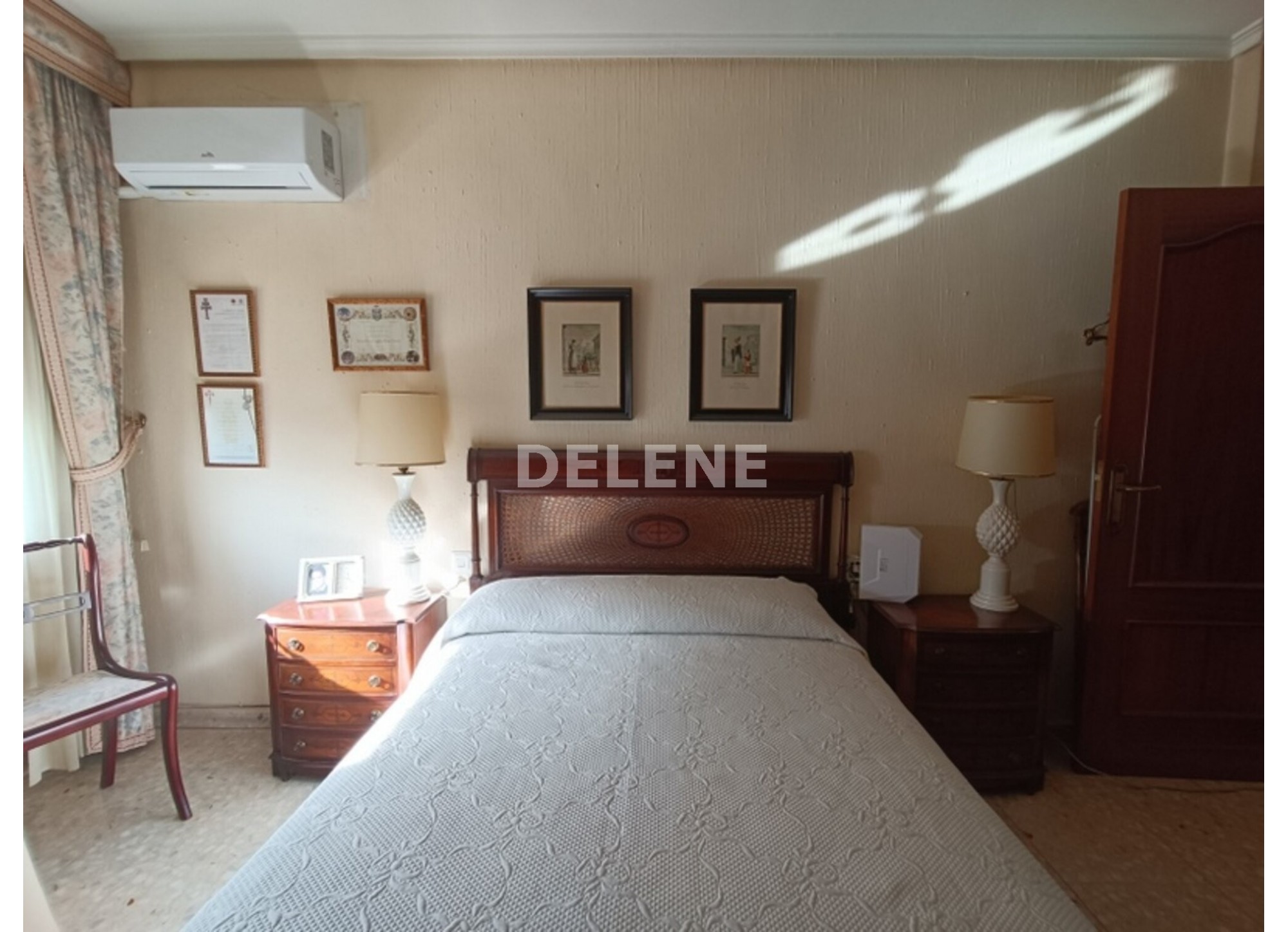 2908 PISO CON GARAJE Y BALCÓN, ZONA GRAN VÍA