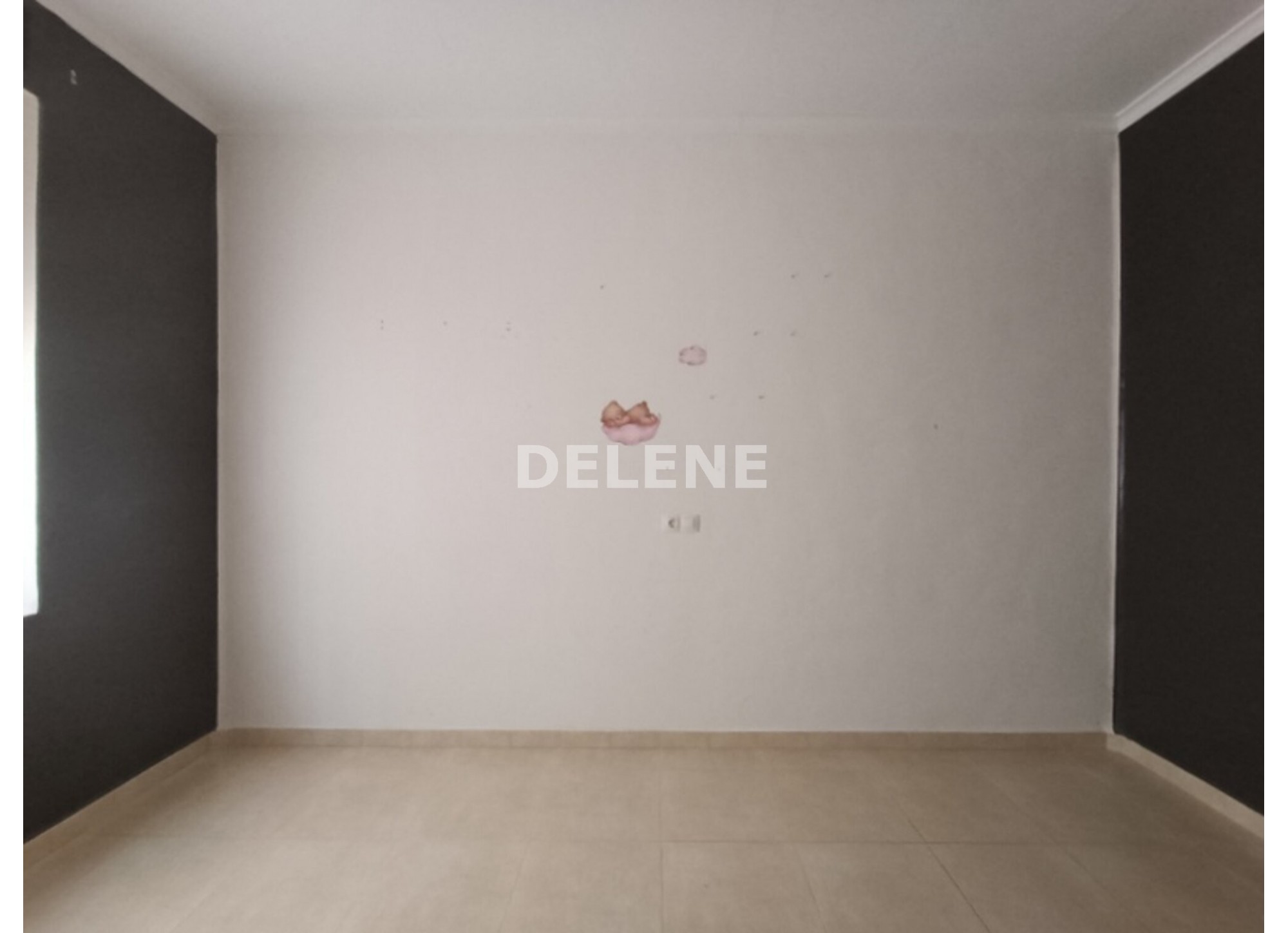 2910 PISO DIVIDIDO EN DOS VIVIENDAS, ZONA GRAN VÍA