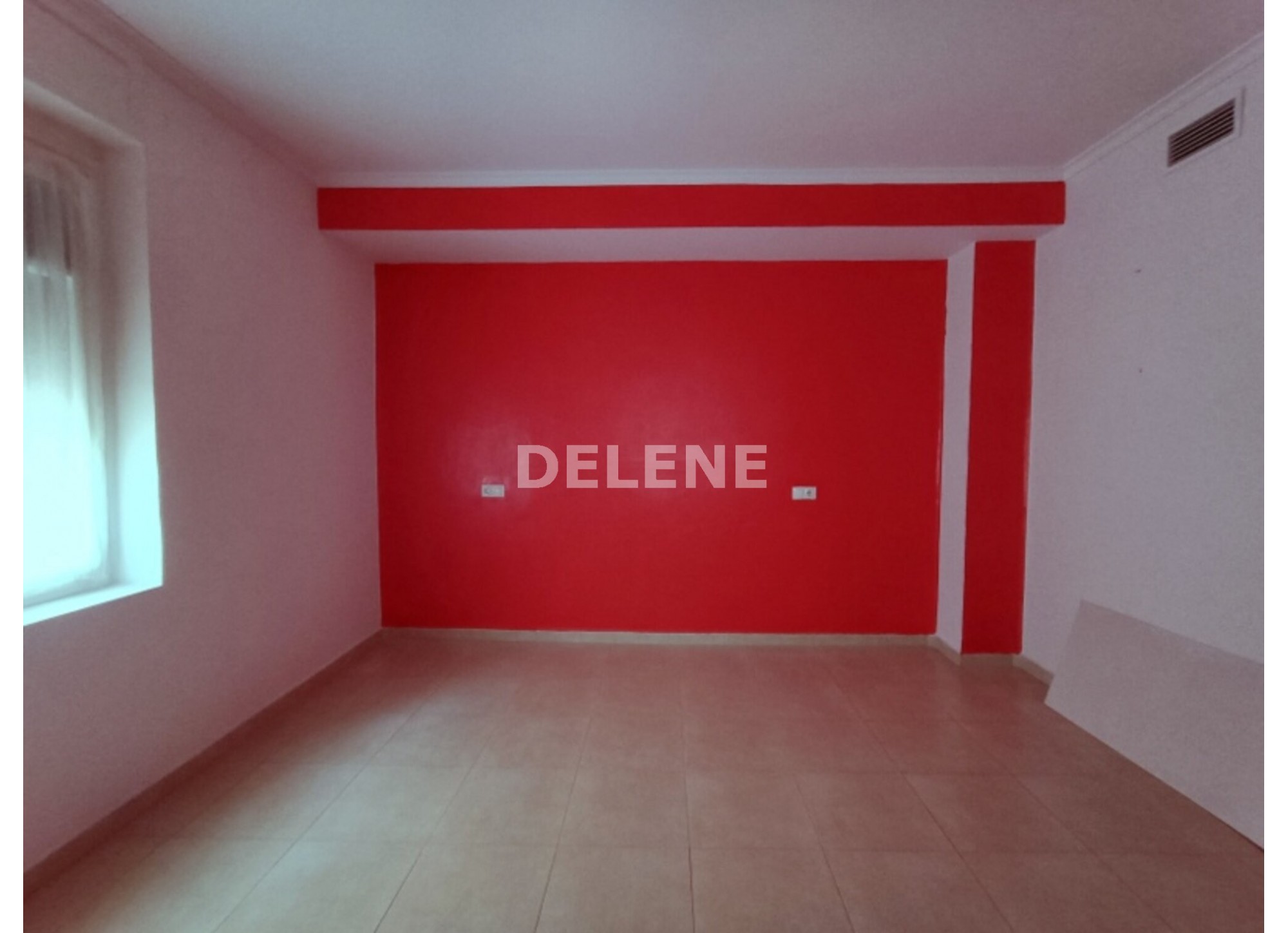 2910 PISO DIVIDIDO EN DOS VIVIENDAS, ZONA GRAN VÍA