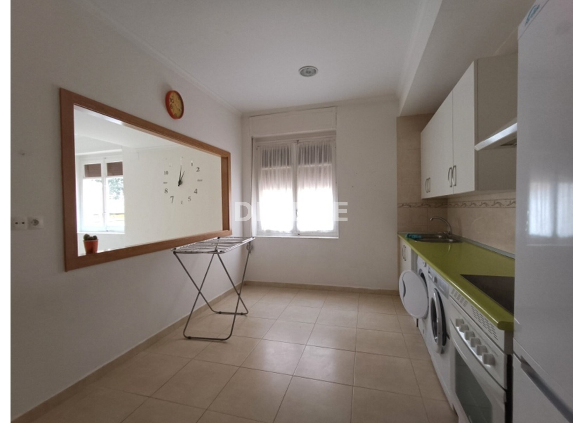 2910 PISO DIVIDIDO EN DOS VIVIENDAS, ZONA GRAN VÍA