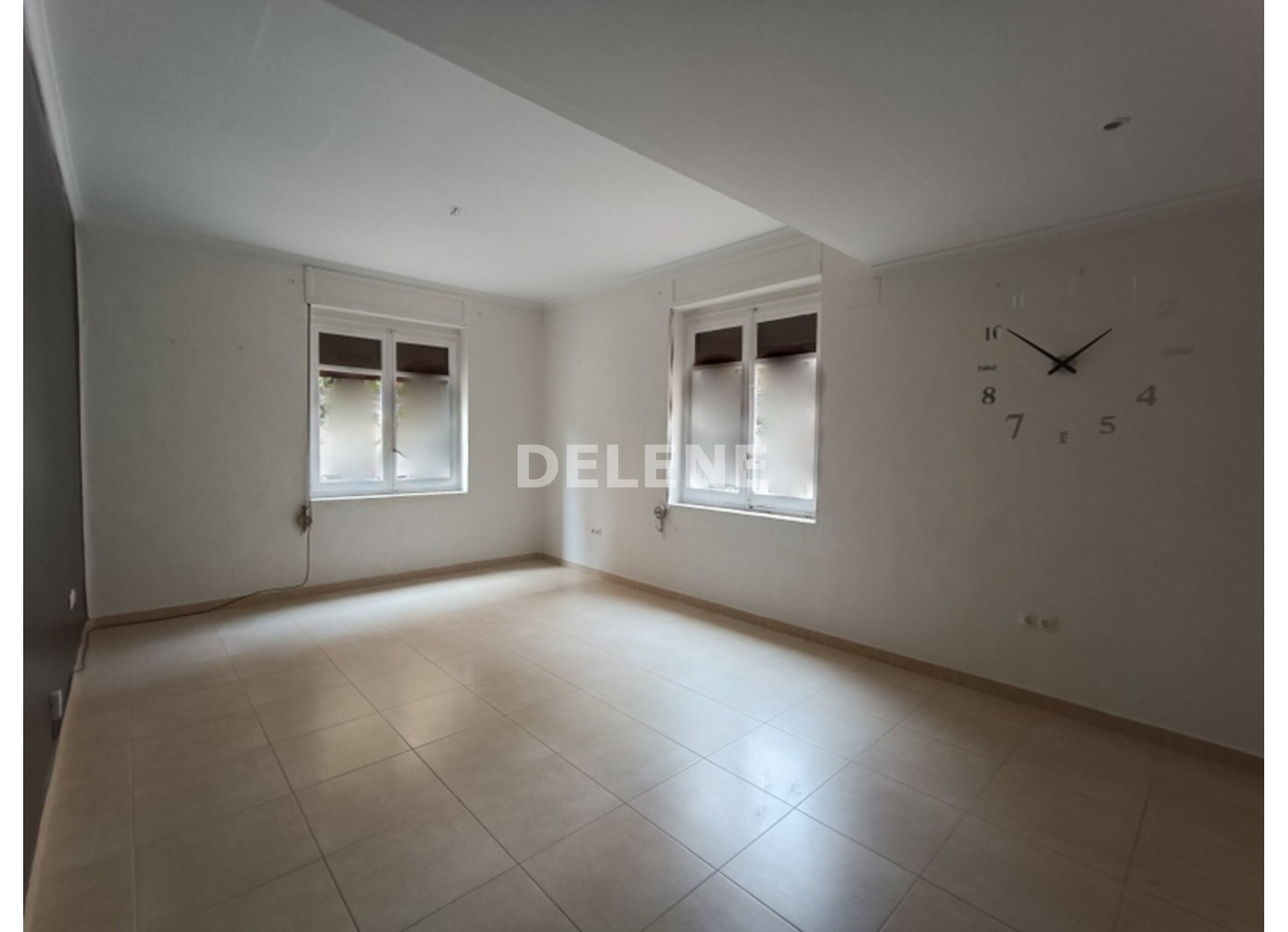 2910 PISO DIVIDIDO EN DOS VIVIENDAS, ZONA GRAN VÍA