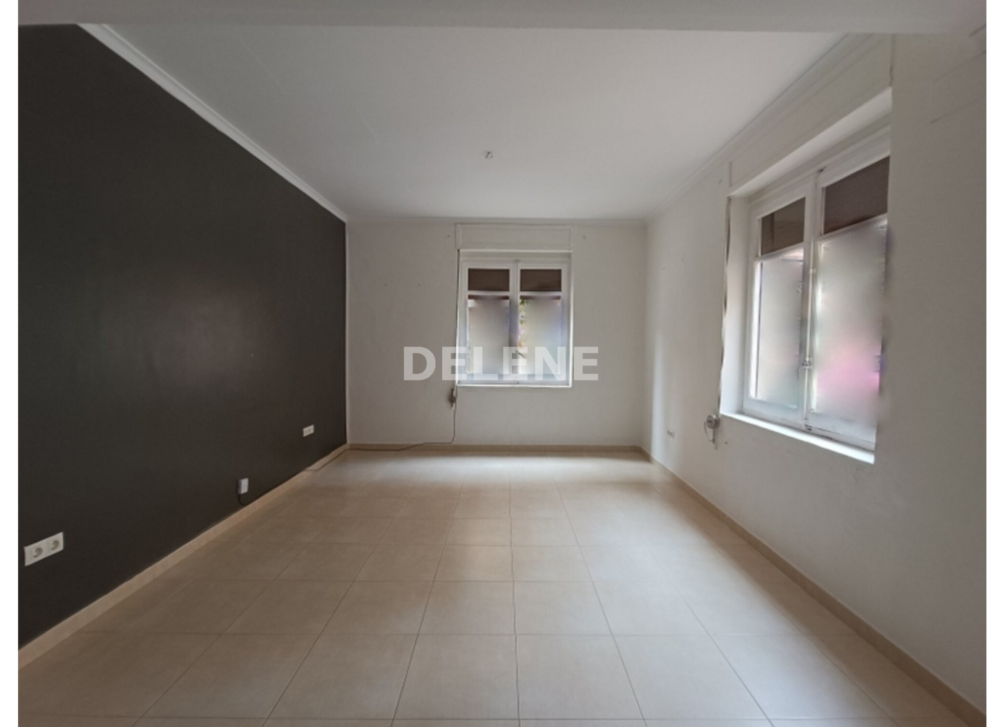 2910 PISO DIVIDIDO EN DOS VIVIENDAS, ZONA GRAN VÍA