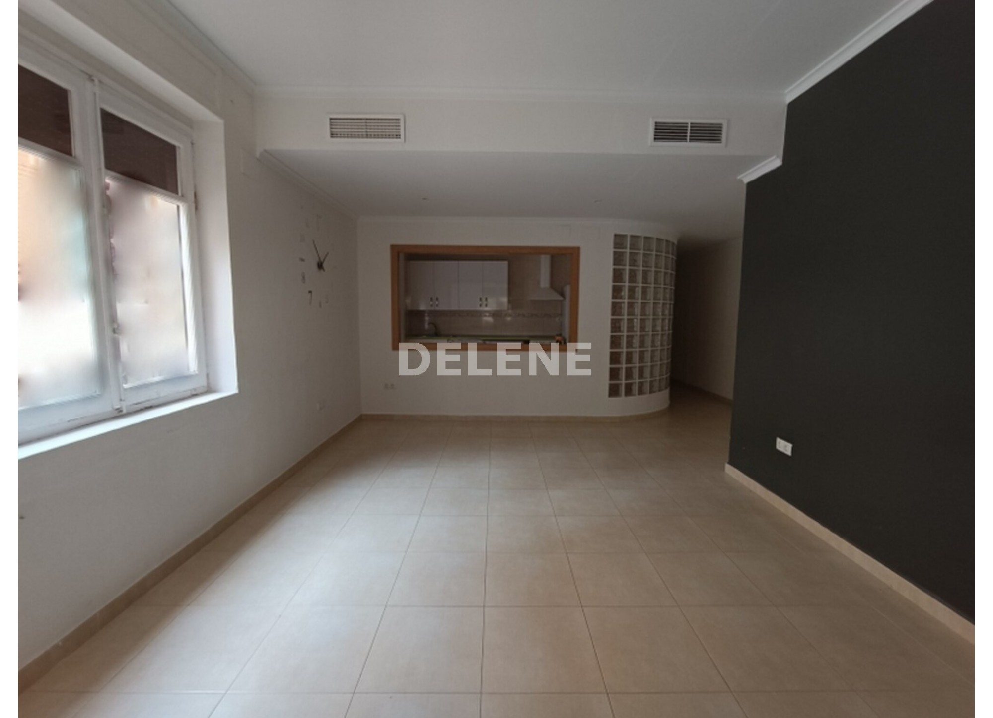 2910 PISO DIVIDIDO EN DOS VIVIENDAS, ZONA GRAN VÍA