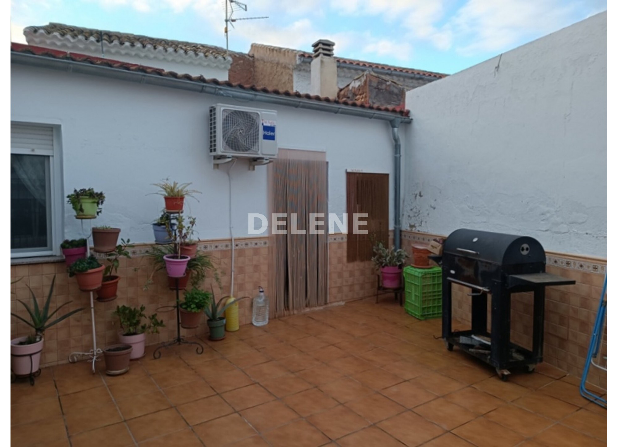 2912 CASA CON PATIO, ISSO