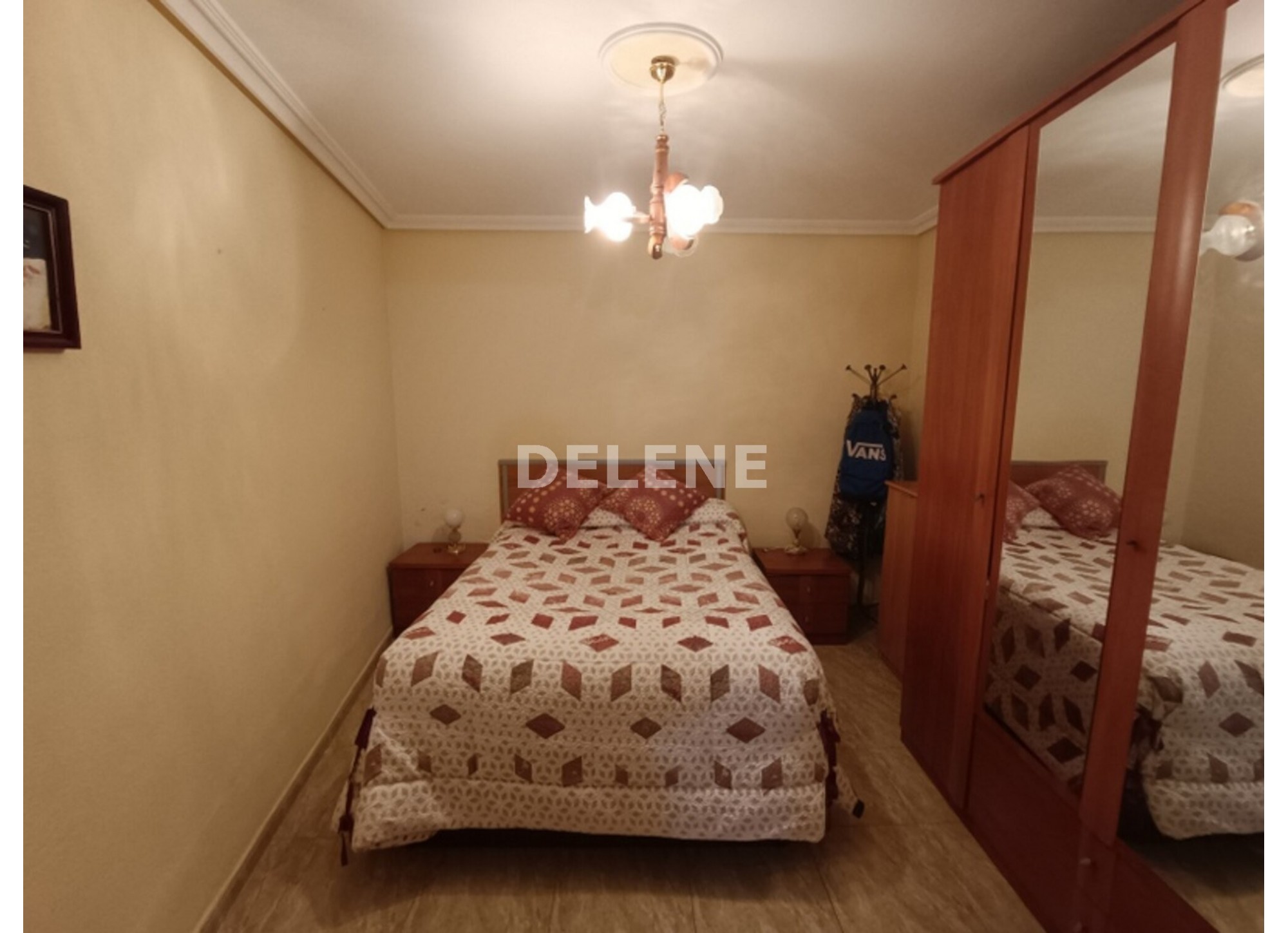 2912 CASA CON PATIO, ISSO