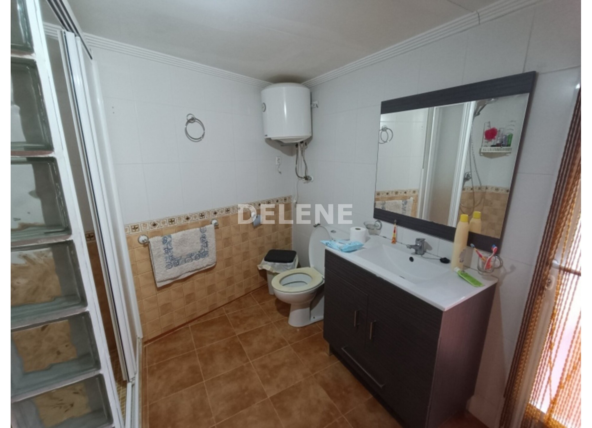 2912 CASA CON PATIO, ISSO