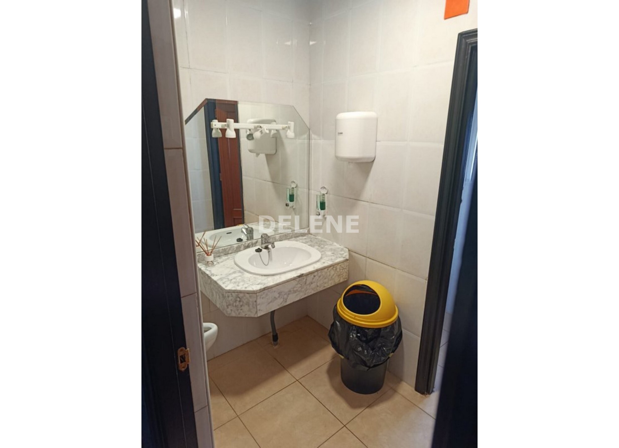 2913 RESTAURANTE, NAVA DE ABAJO