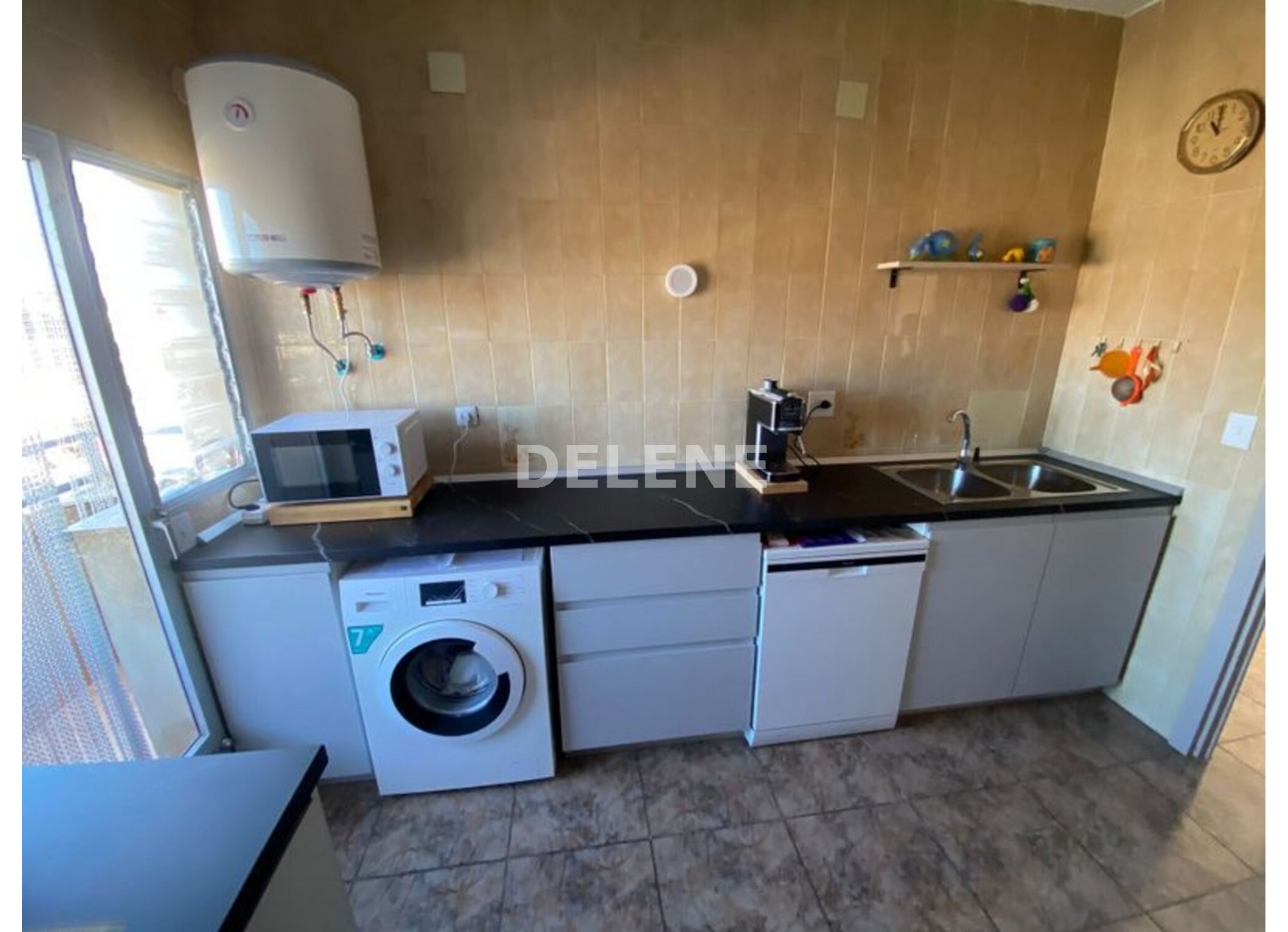 2914 PISO CON BALCÓN, ISSO