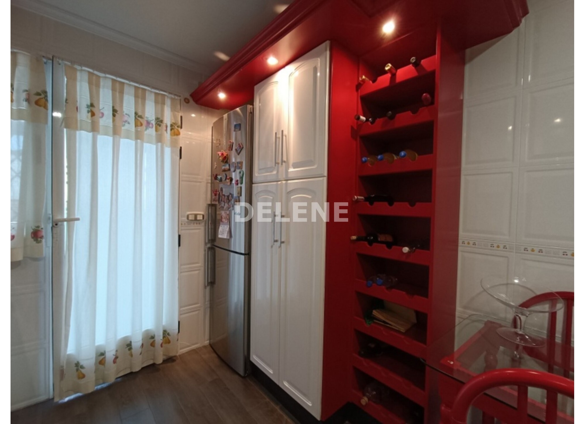 2916 PISO CON BALCÓN Y TERRAZA, ZONA GUARDIA CIVIL