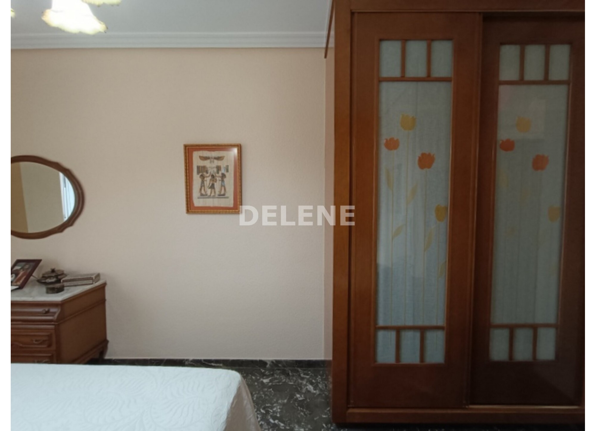 2916 PISO CON BALCÓN Y TERRAZA, ZONA GUARDIA CIVIL