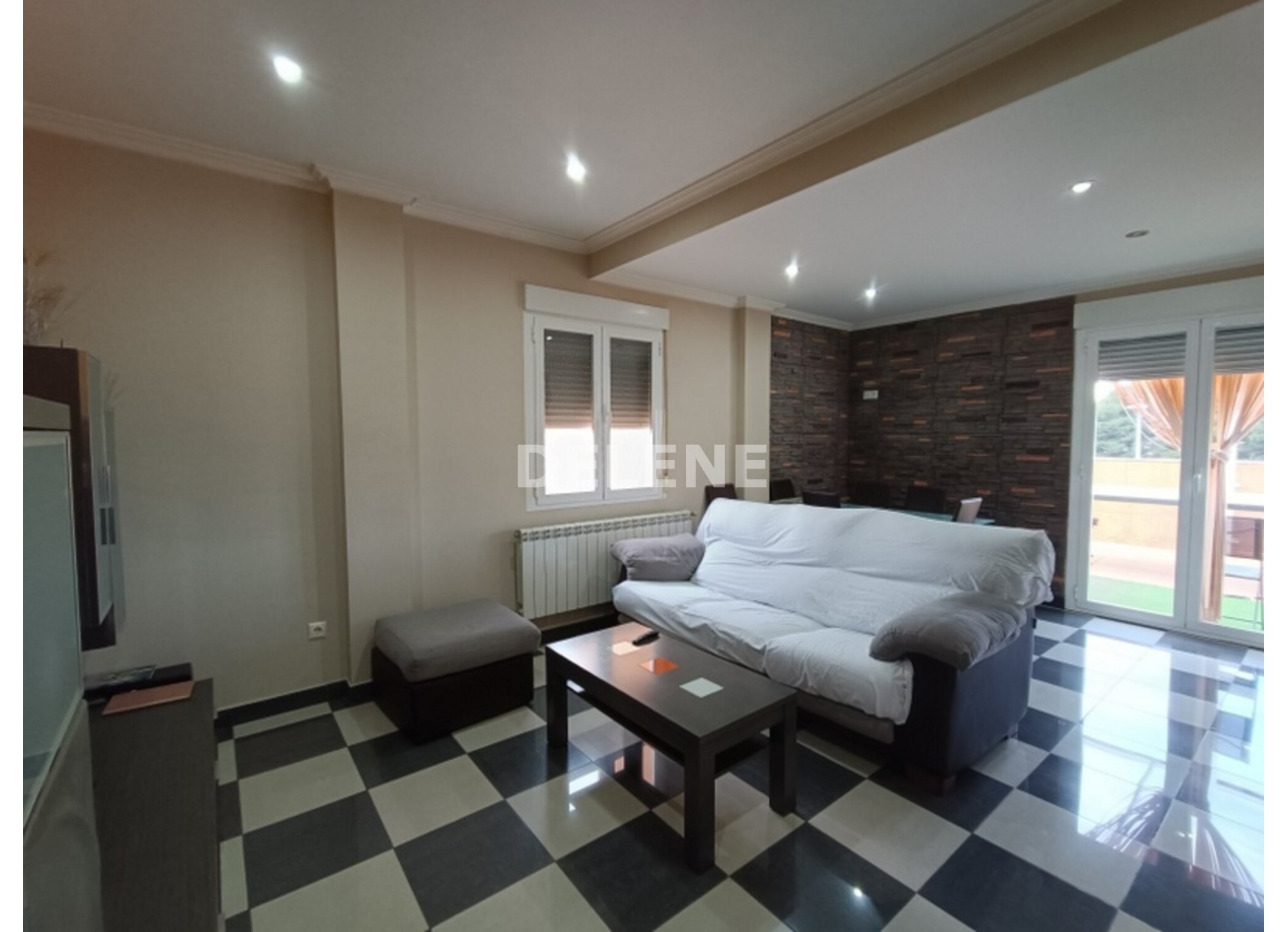 2919 ÁTICO CON TERRAZA, BARRIO DEL PINO