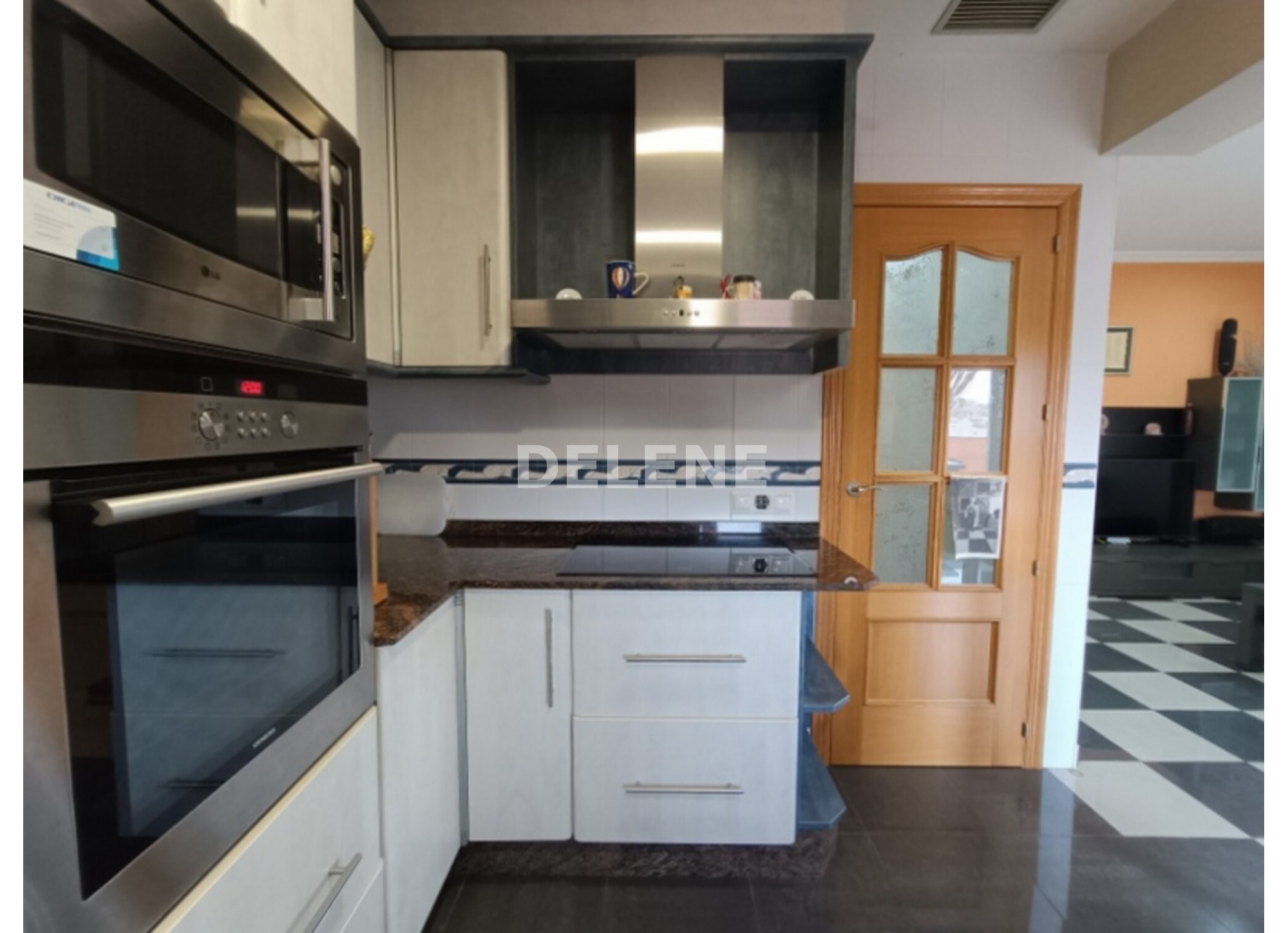 2919 ÁTICO CON TERRAZA,