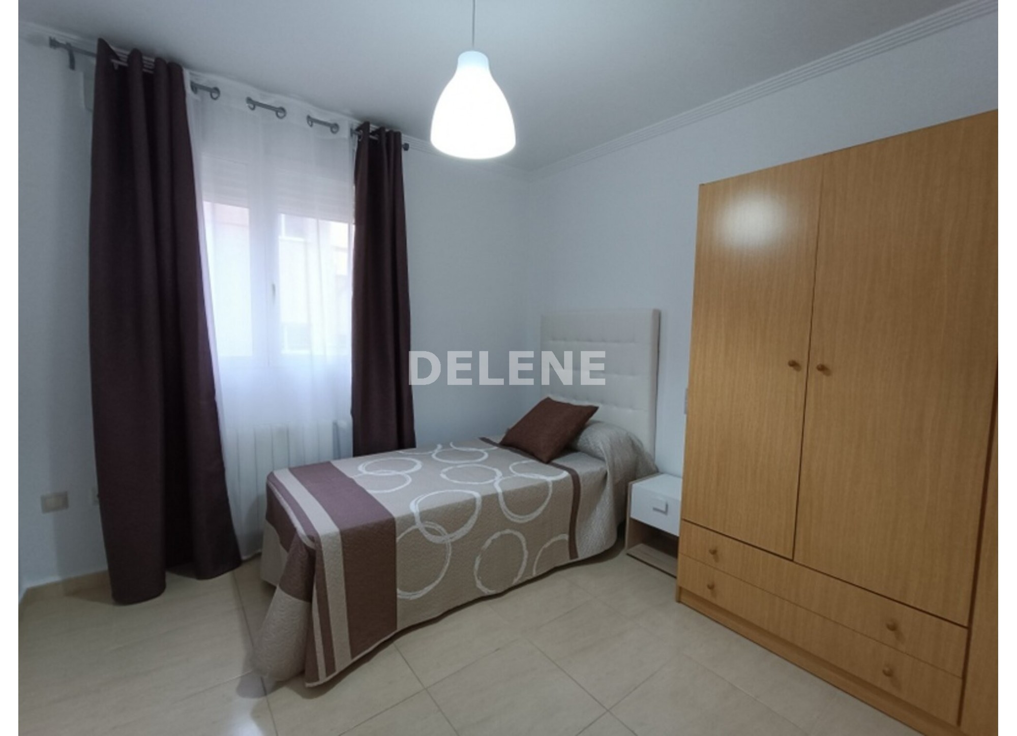 2920 PISO CON GARAJE Y TRASTERO, ZONA MESONES