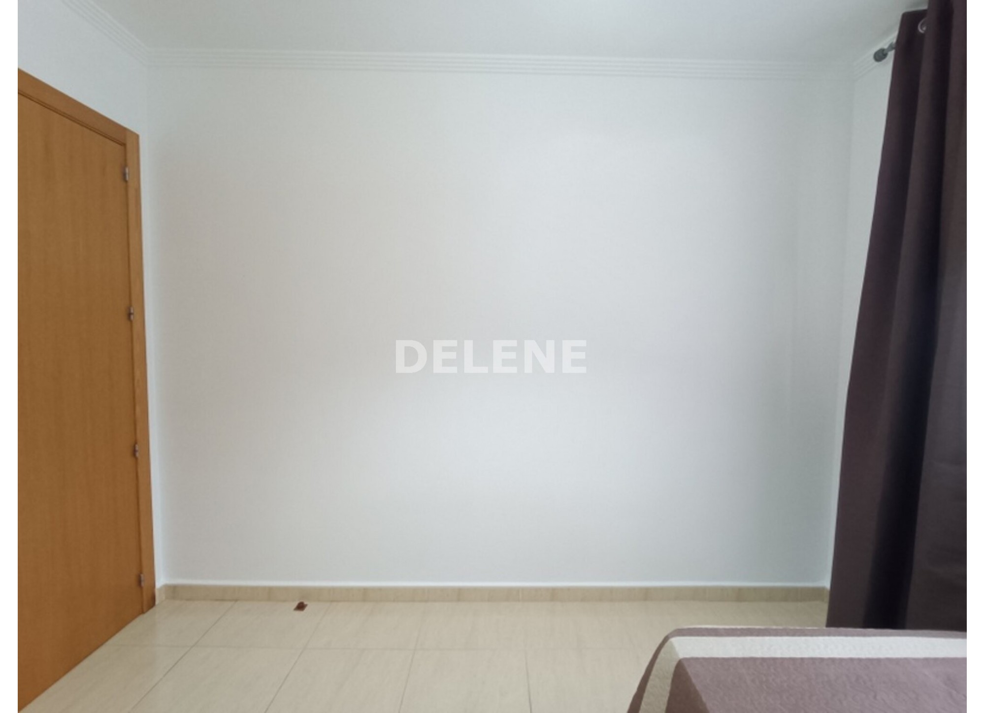 2920 PISO CON GARAJE Y TRASTERO, ZONA MESONES