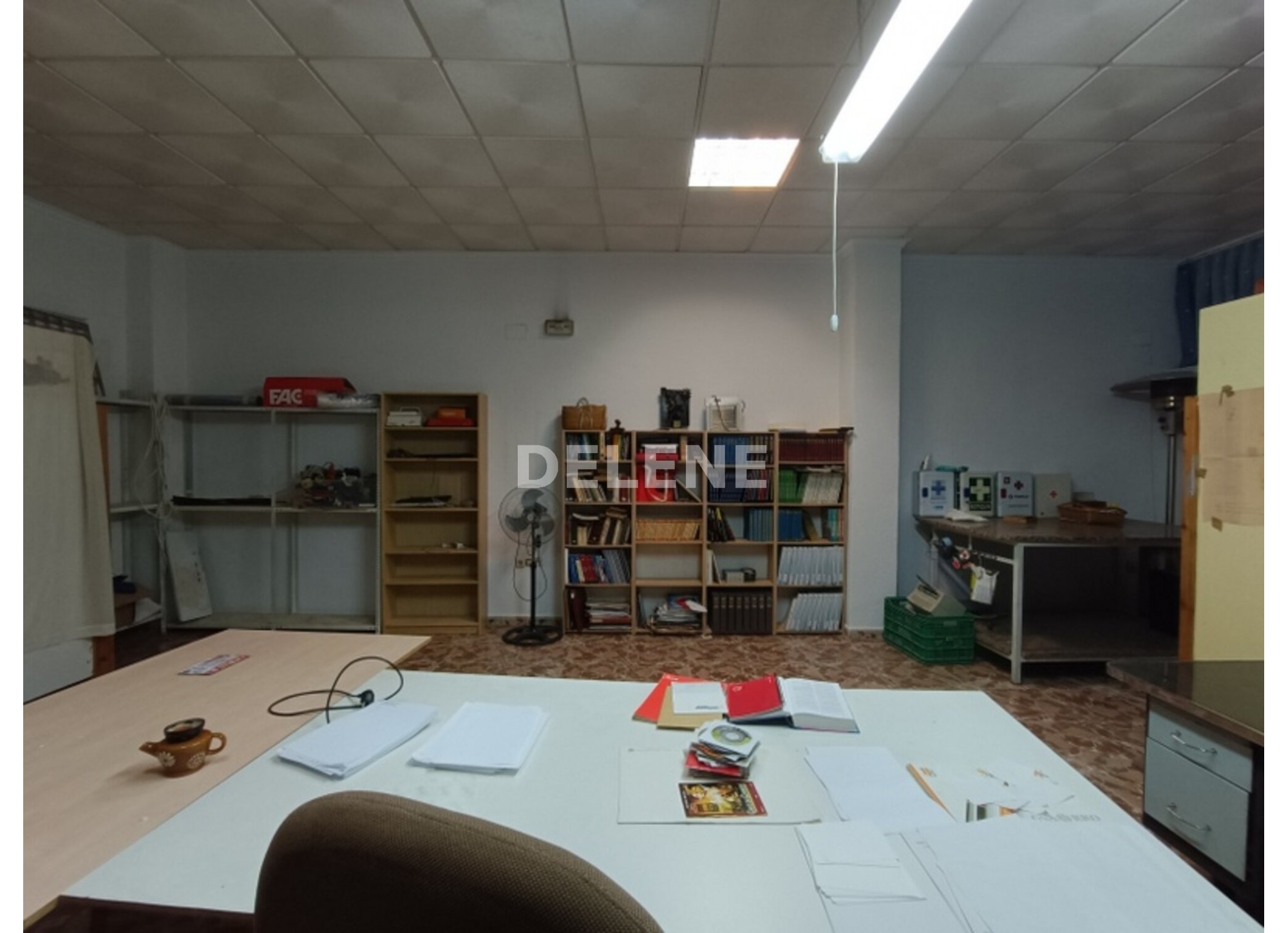 2923 LOCAL COMERCIAL, ZONA HOSPITAL