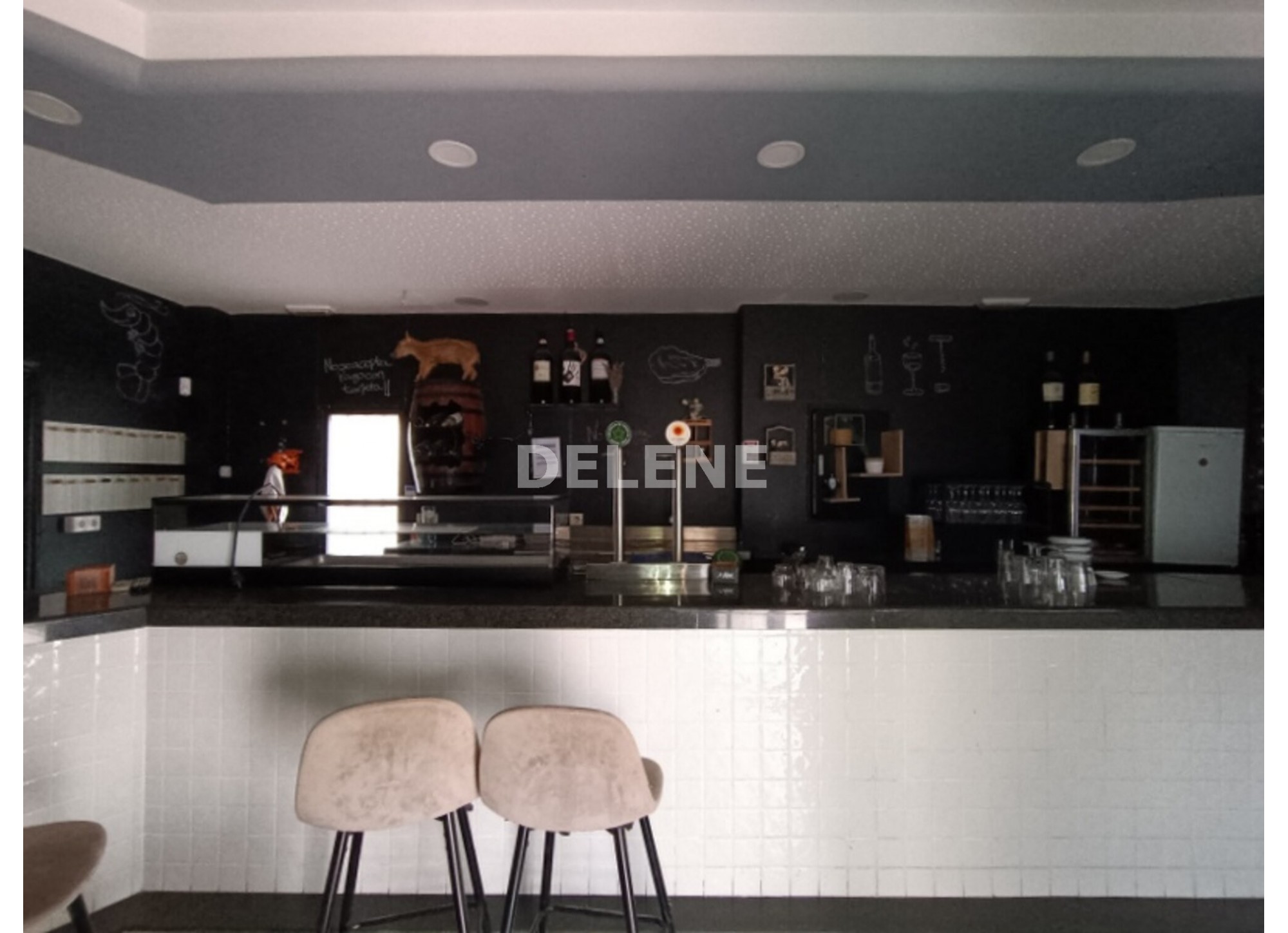 2924 RESTAURANTE, AVENIDA DE LA CONSTITUCIÓN