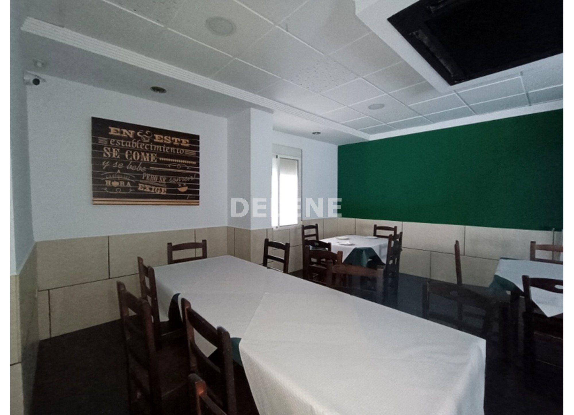 2924 RESTAURANTE, AVENIDA DE LA CONSTITUCIÓN