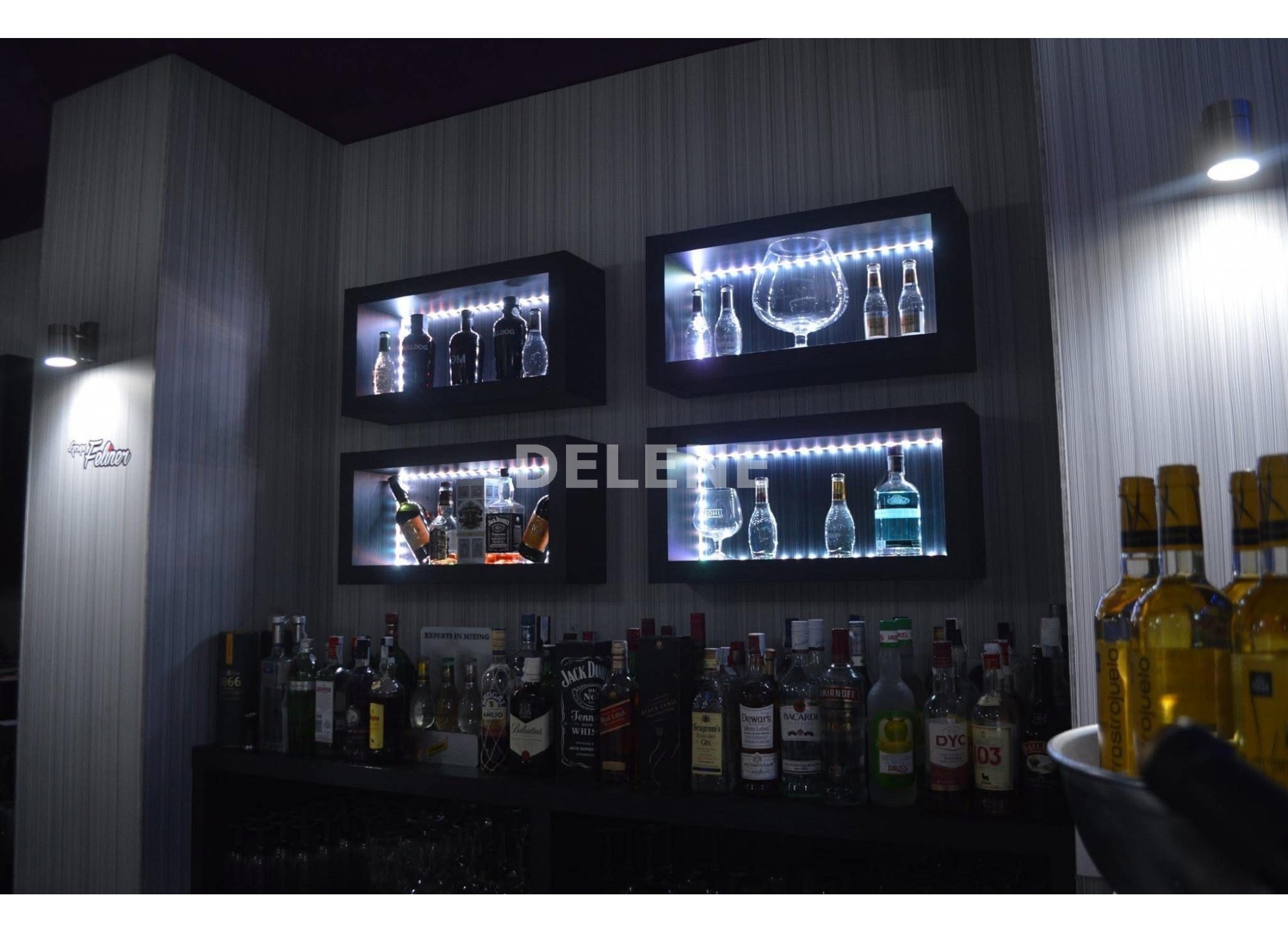 2925 RESTAURANTE, AVENIDA DE LA LIBERTAD