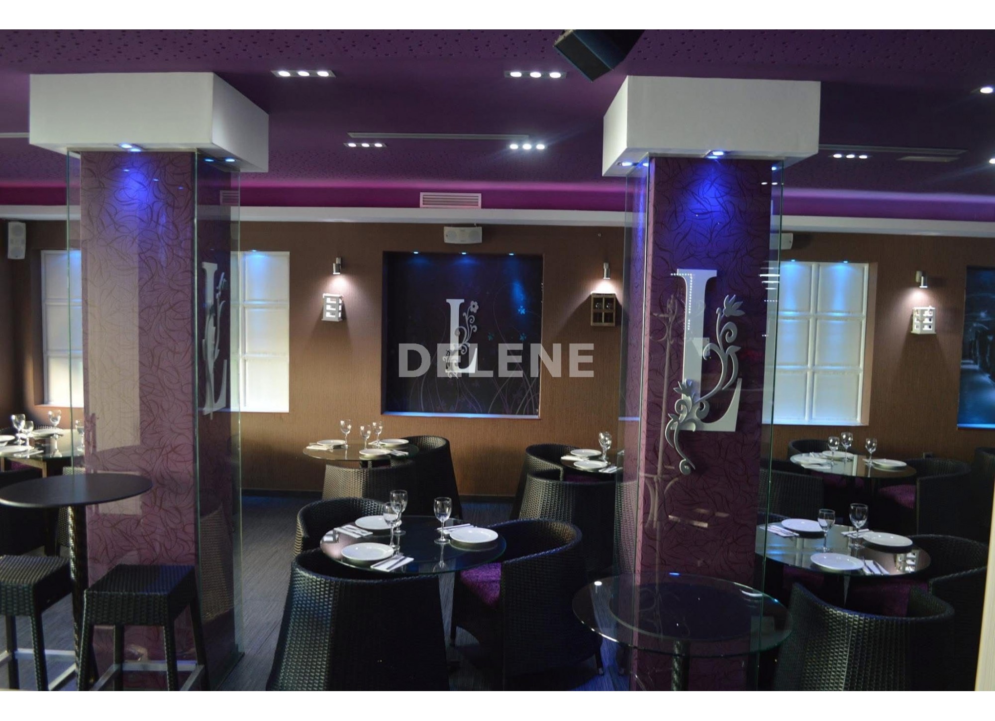 2925 RESTAURANTE, AVENIDA DE LA LIBERTAD