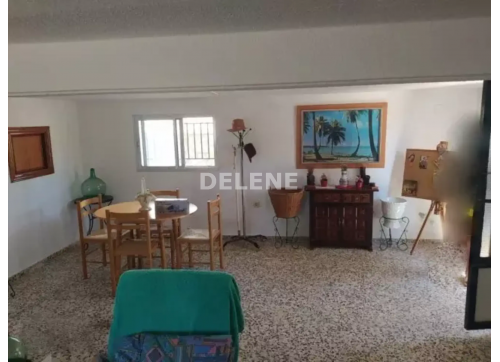 2927 CASA CON GARAJE, MINATEDA