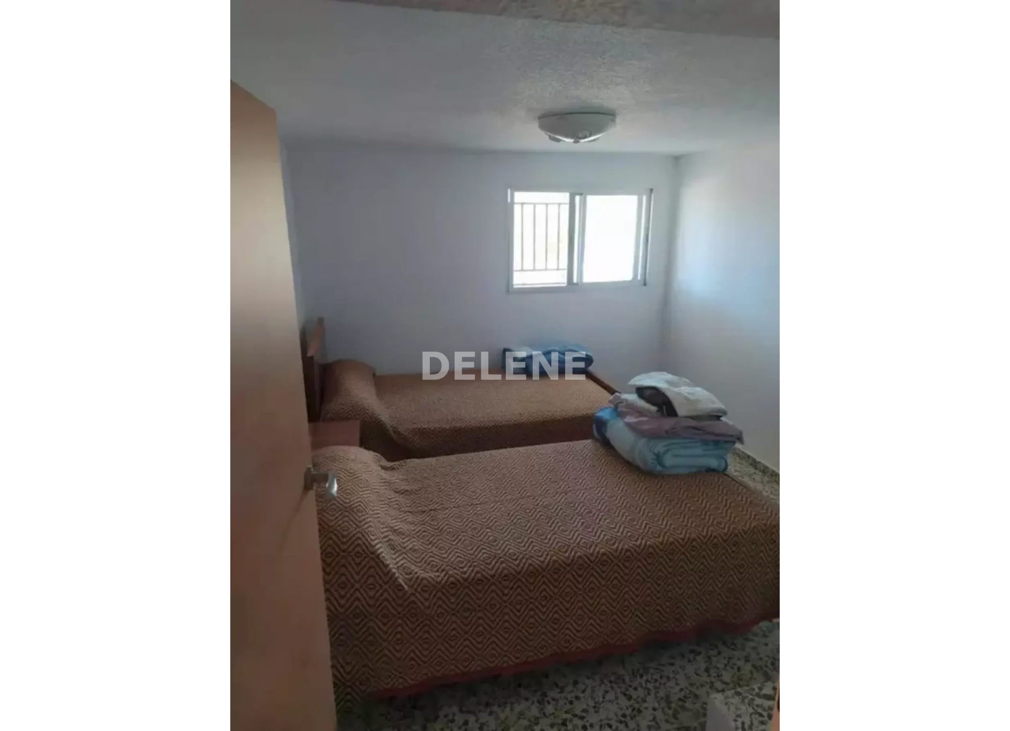 2927 CASA CON GARAJE, MINATEDA